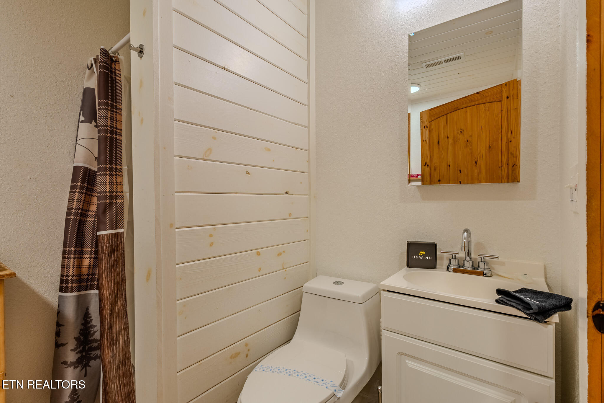 2845 Grassy Branch Road Sevierville TN 37876
