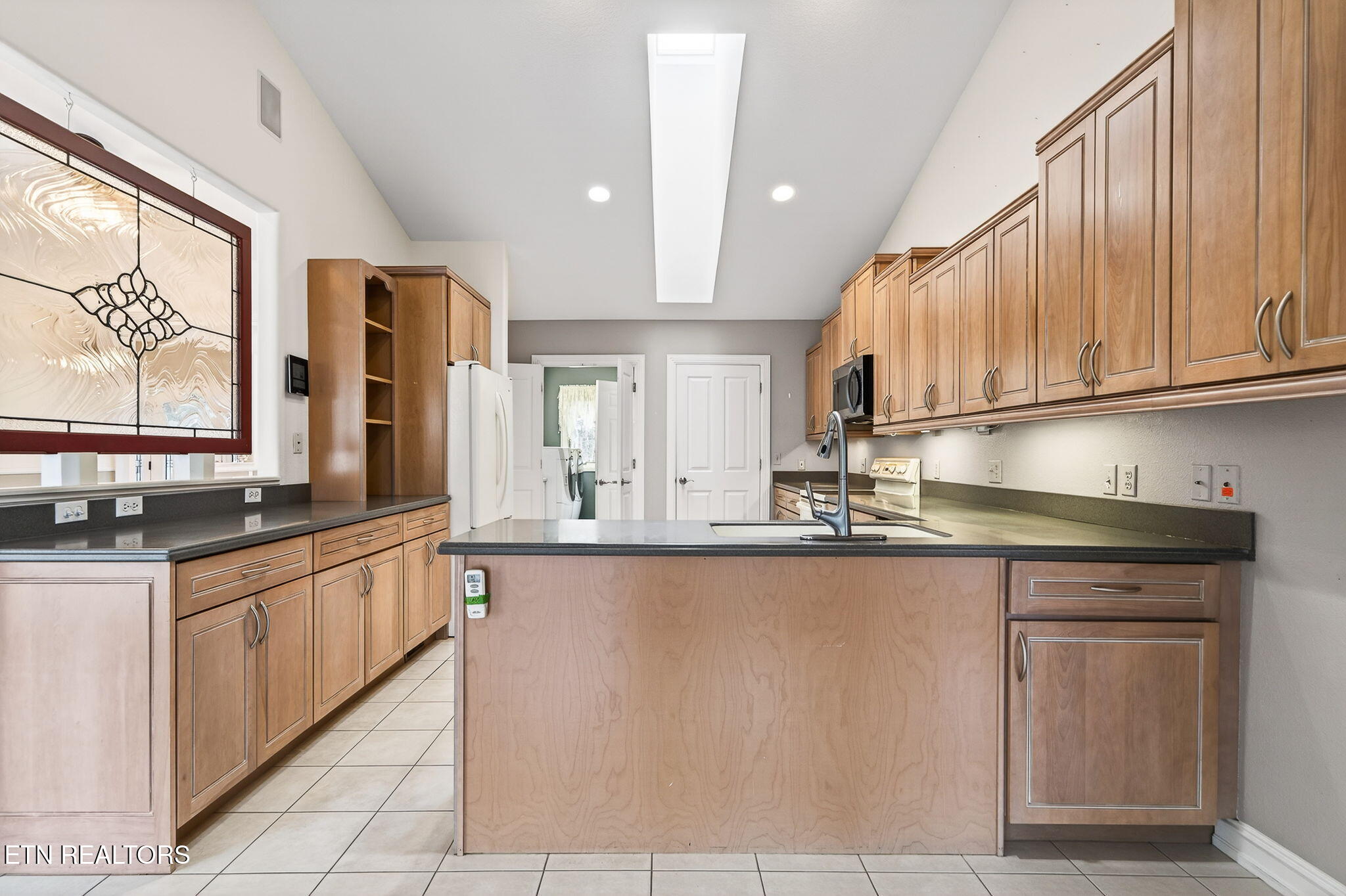 122 Pineridge Loop Crossville TN 38558
