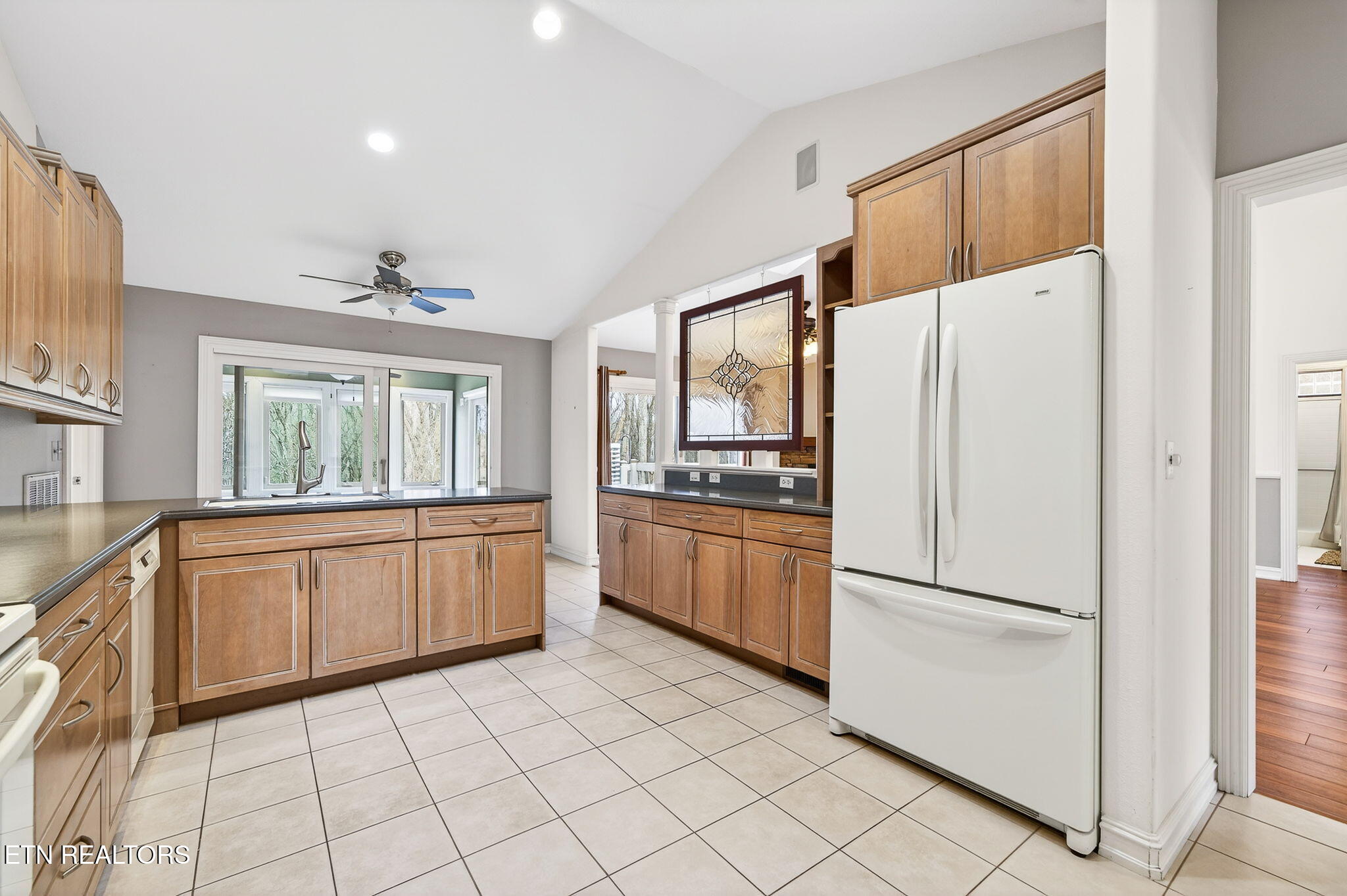 122 Pineridge Loop Crossville TN 38558