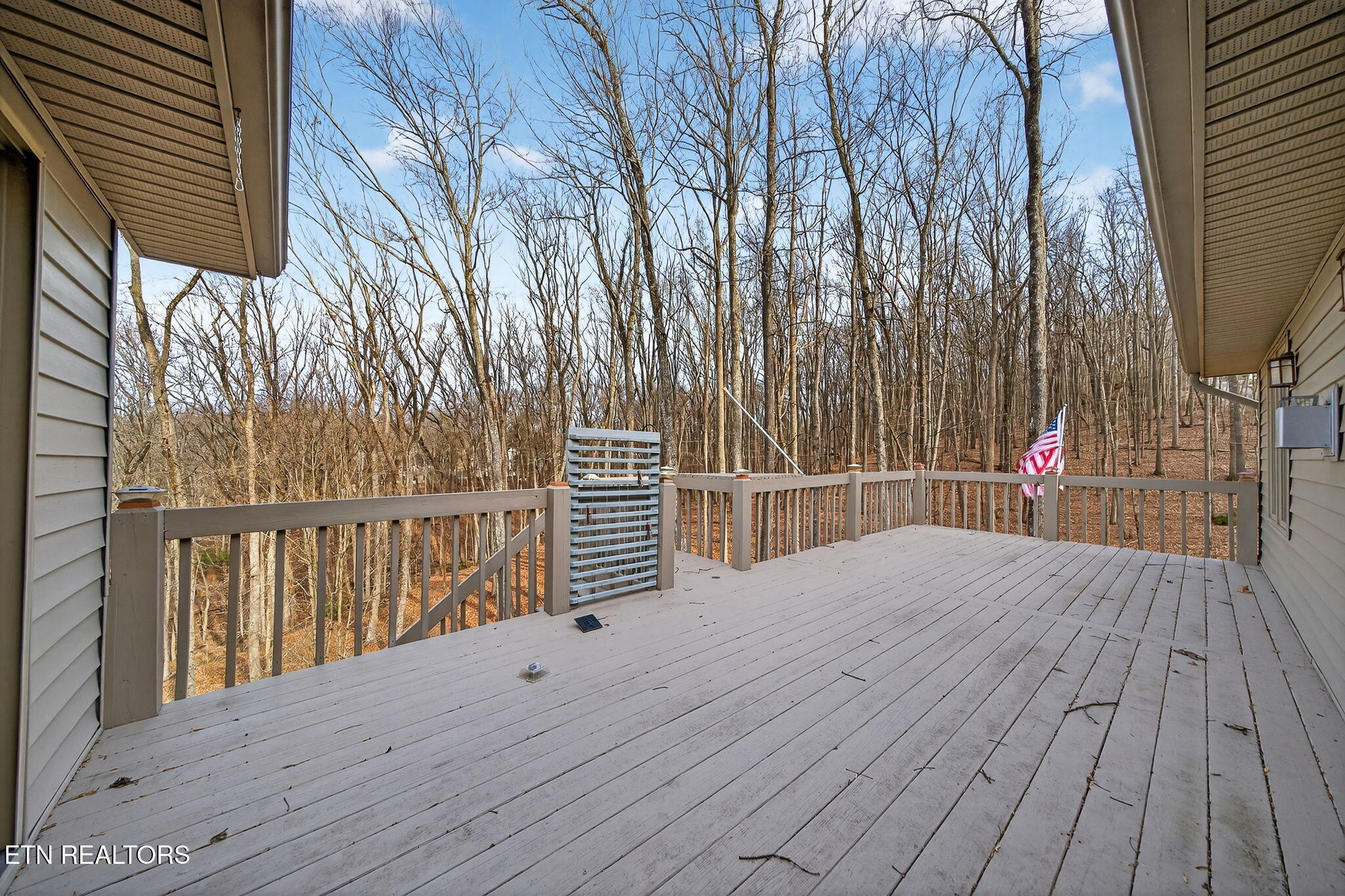 122 Pineridge Loop Crossville TN 38558
