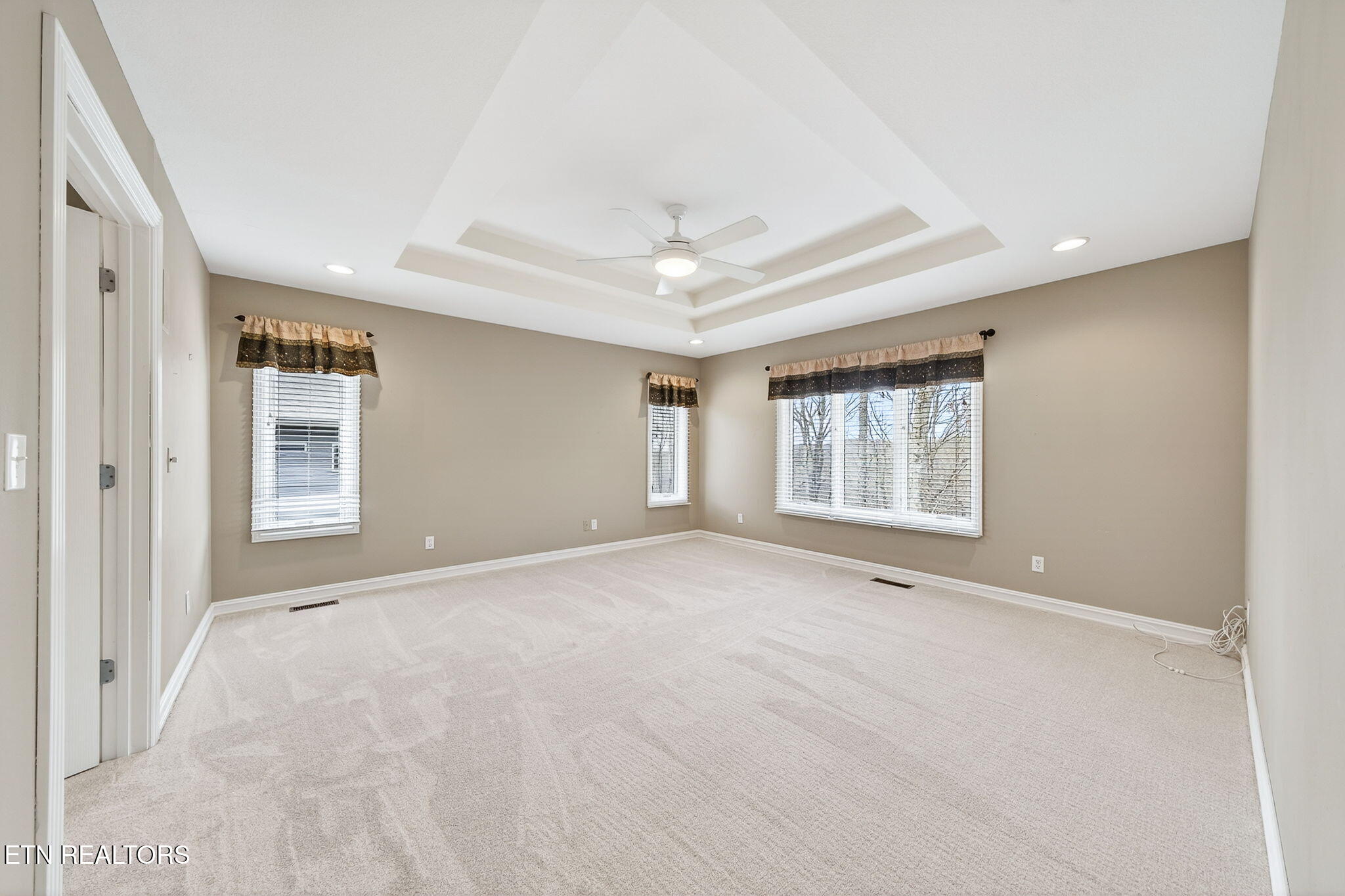 122 Pineridge Loop Crossville TN 38558