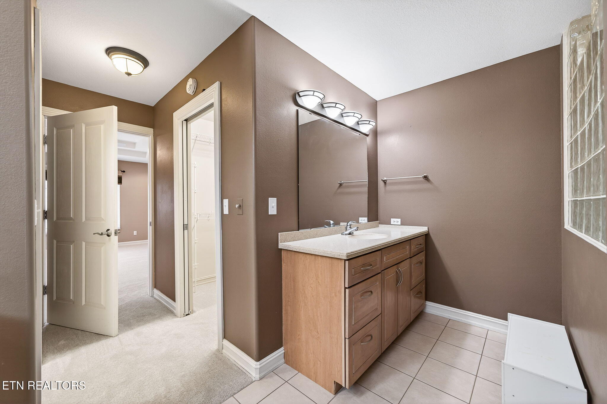 122 Pineridge Loop Crossville TN 38558