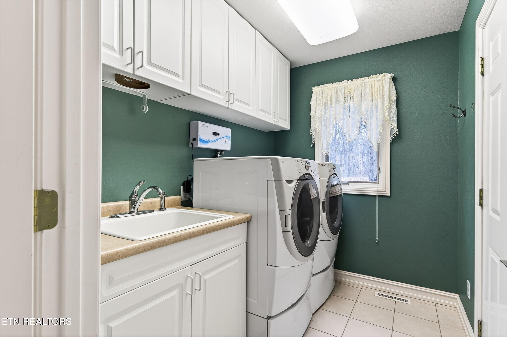 122 Pineridge Loop Crossville TN 38558