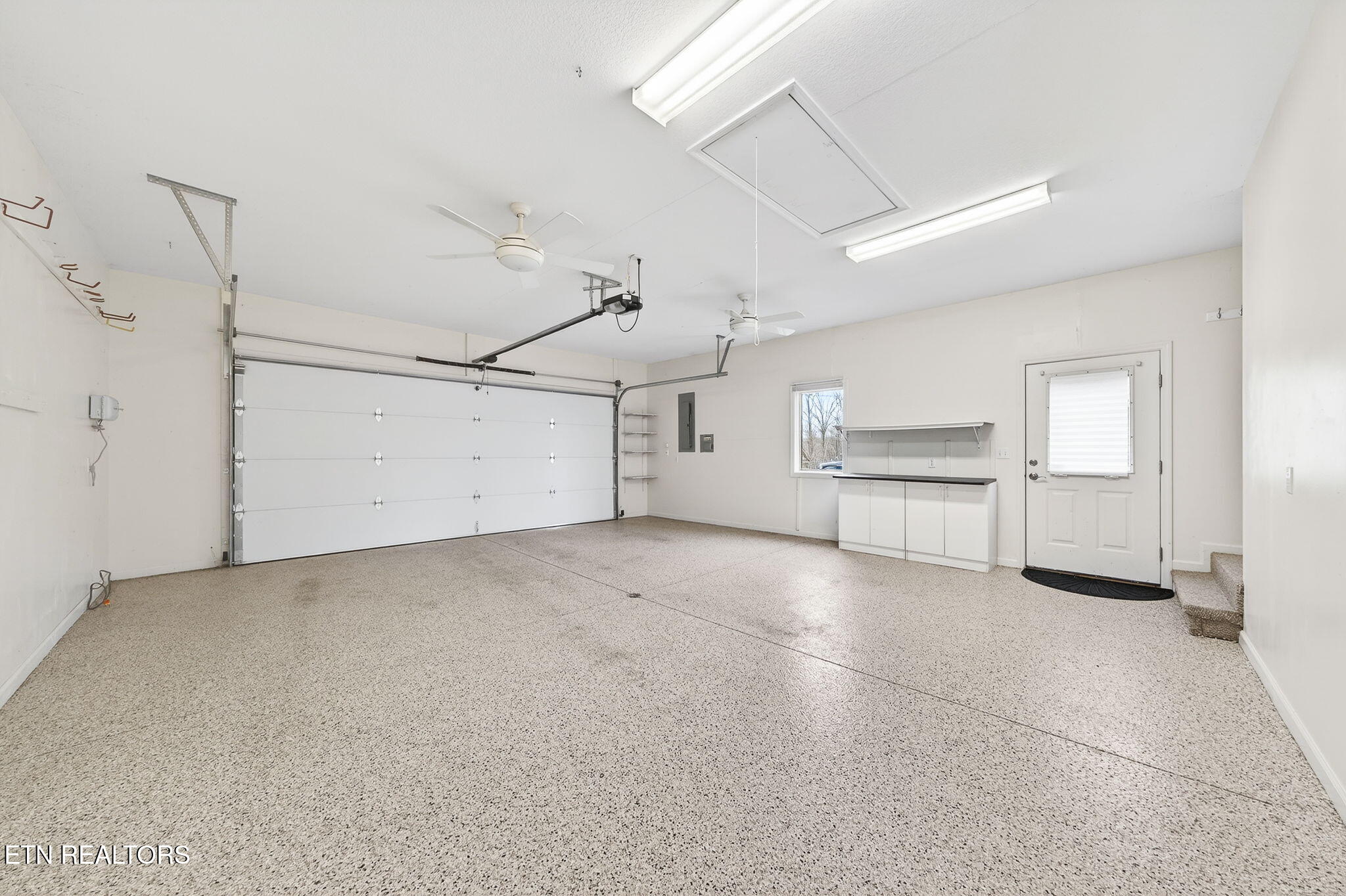 122 Pineridge Loop Crossville TN 38558