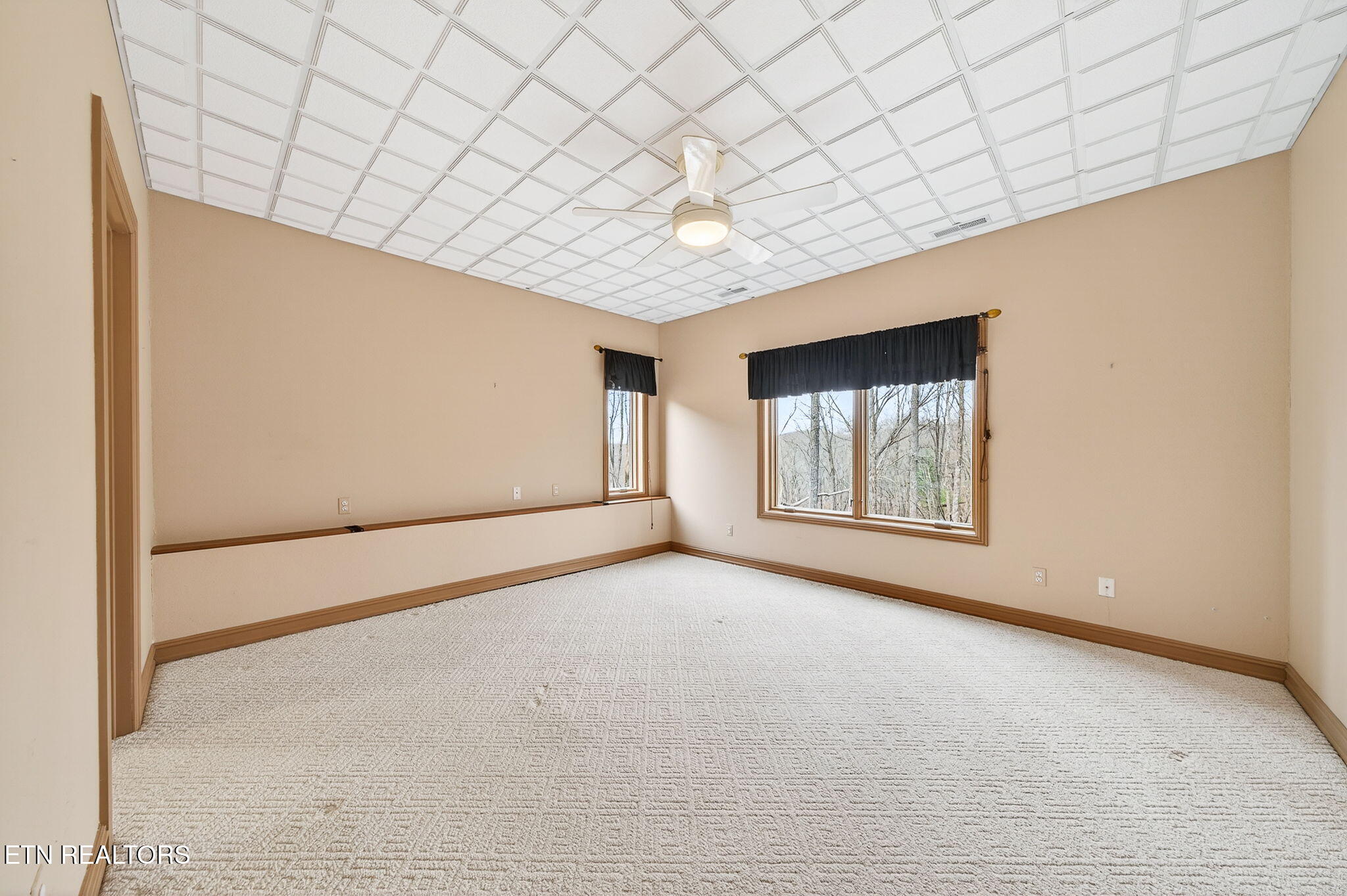 122 Pineridge Loop Crossville TN 38558