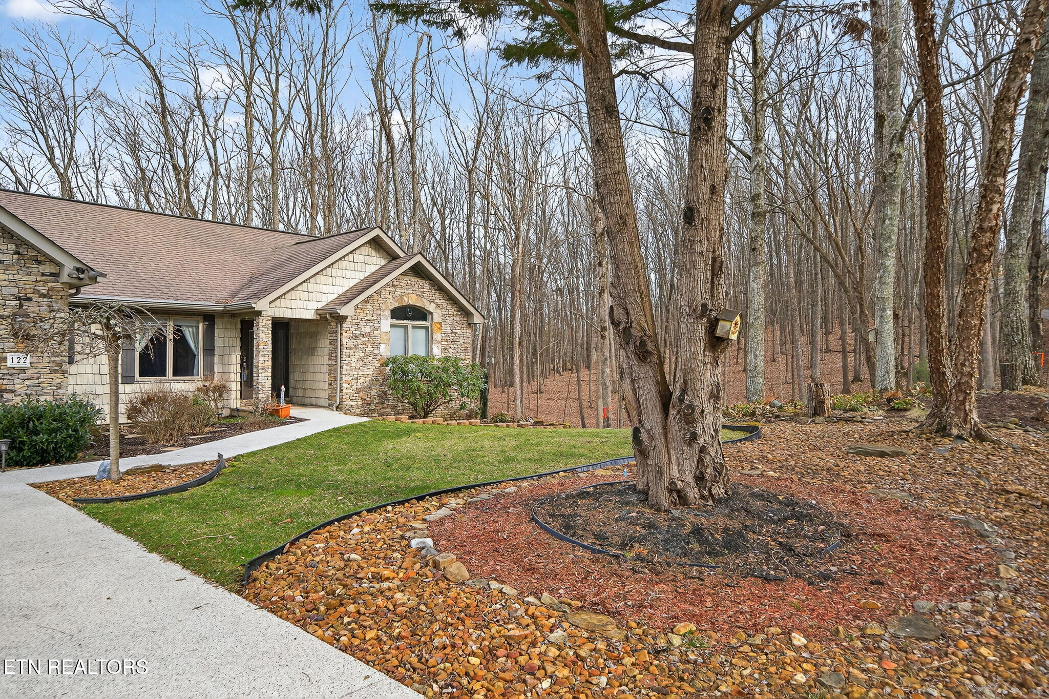 122 Pineridge Loop Crossville TN 38558
