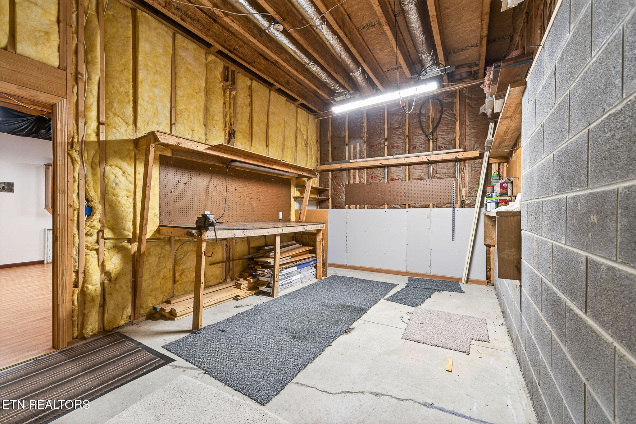 122 Pineridge Loop Crossville TN 38558