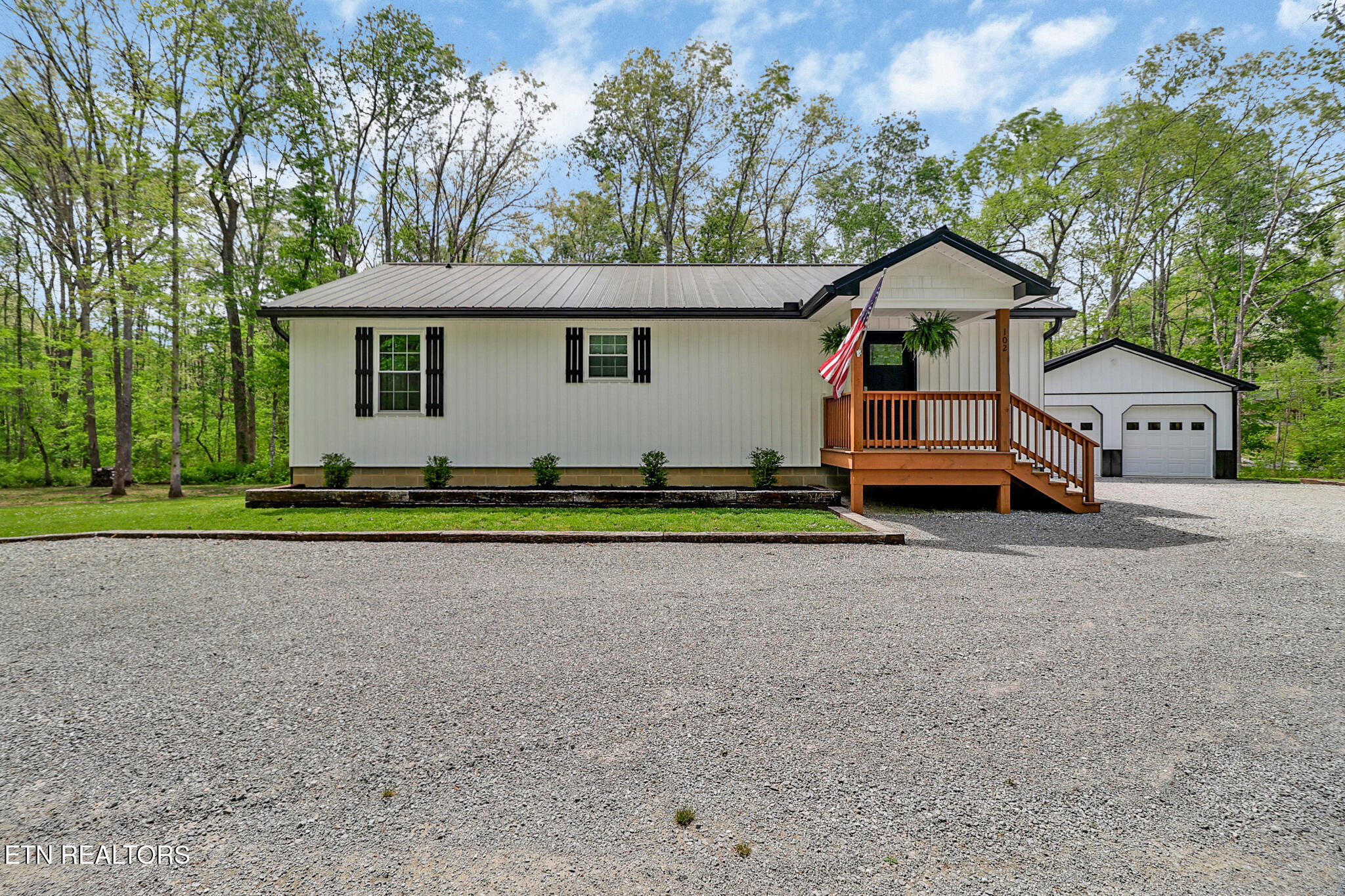 102 Stults Short Cut Road Clarkrange TN 38553