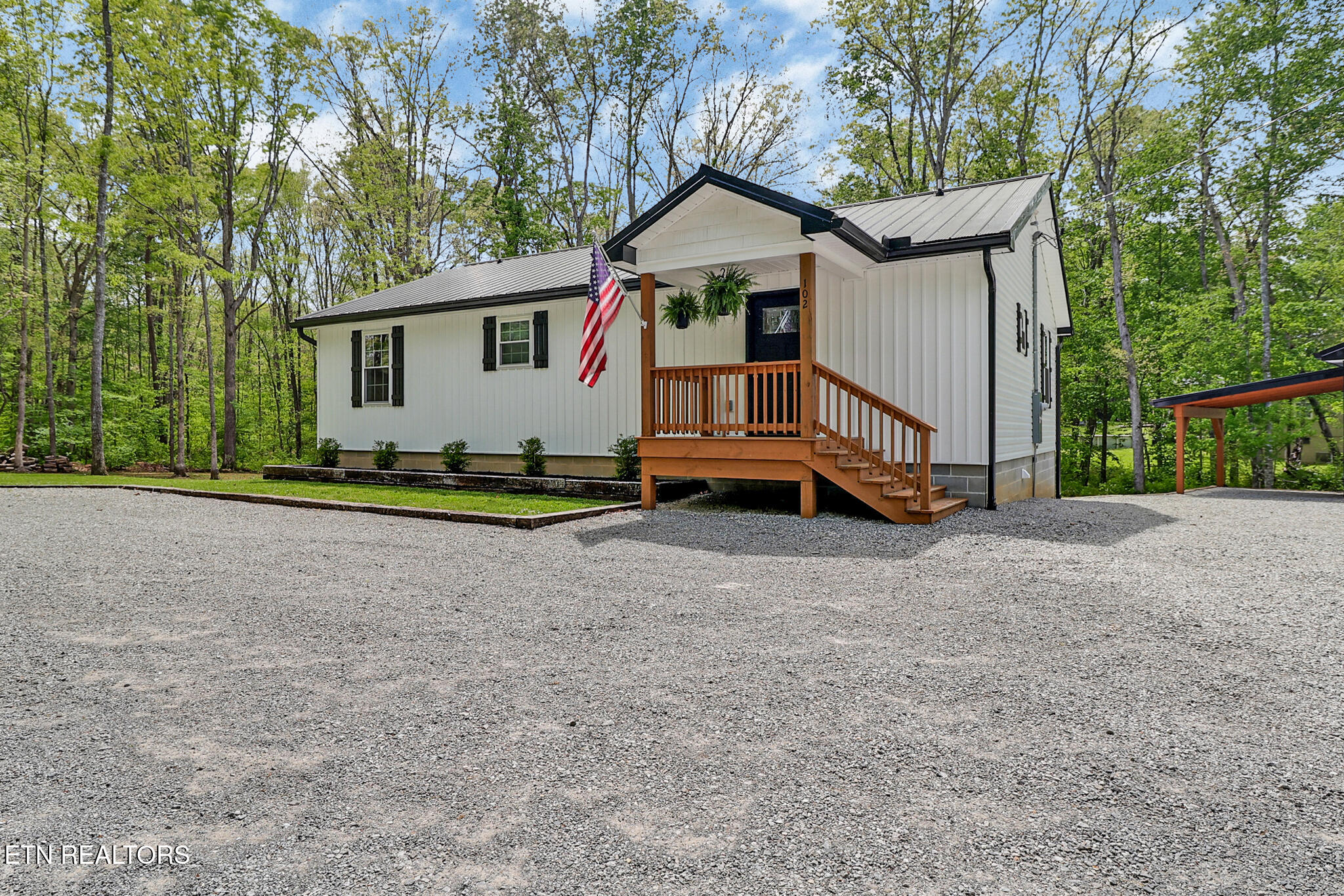 102 Stults Short Cut Road Clarkrange TN 38553