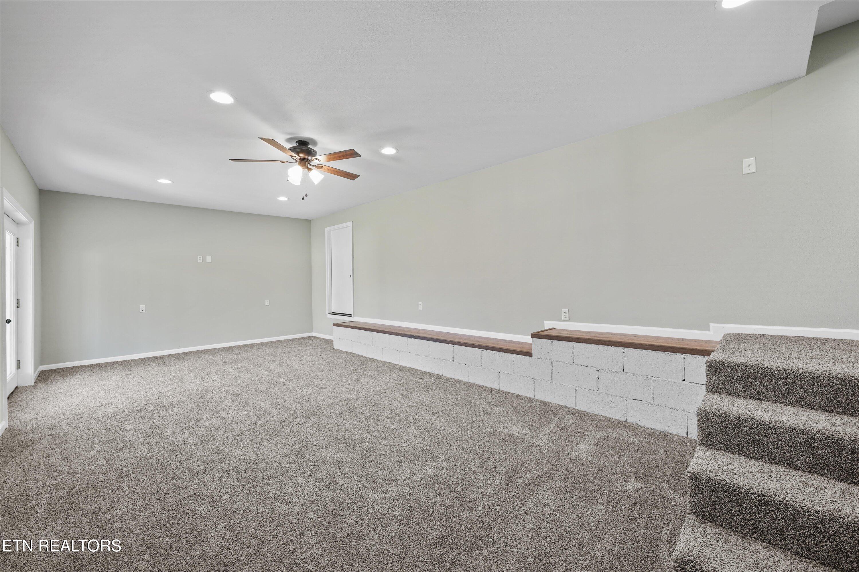 252 Perkins Lane Jacksboro TN 37757
