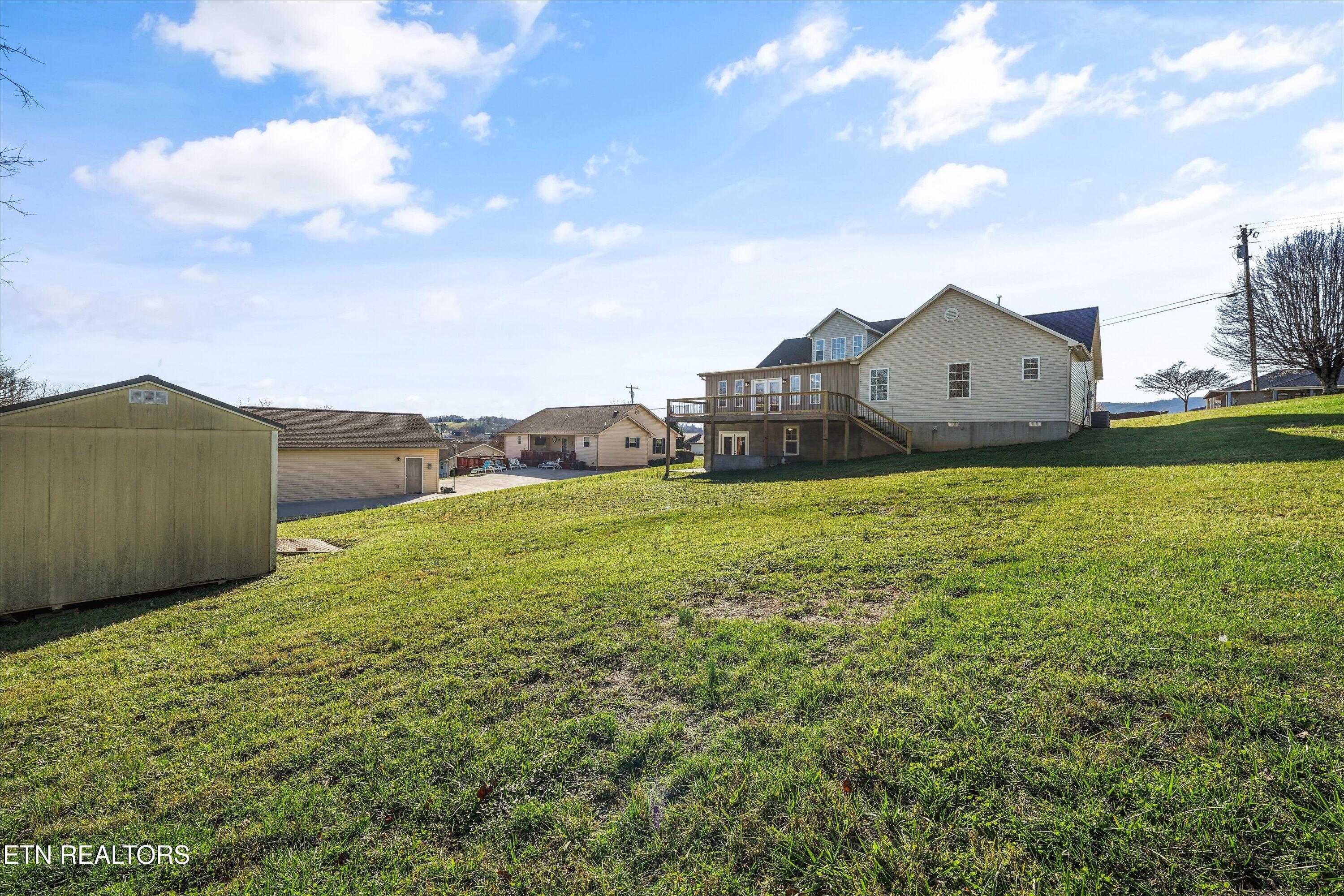 252 Perkins Lane Jacksboro TN 37757