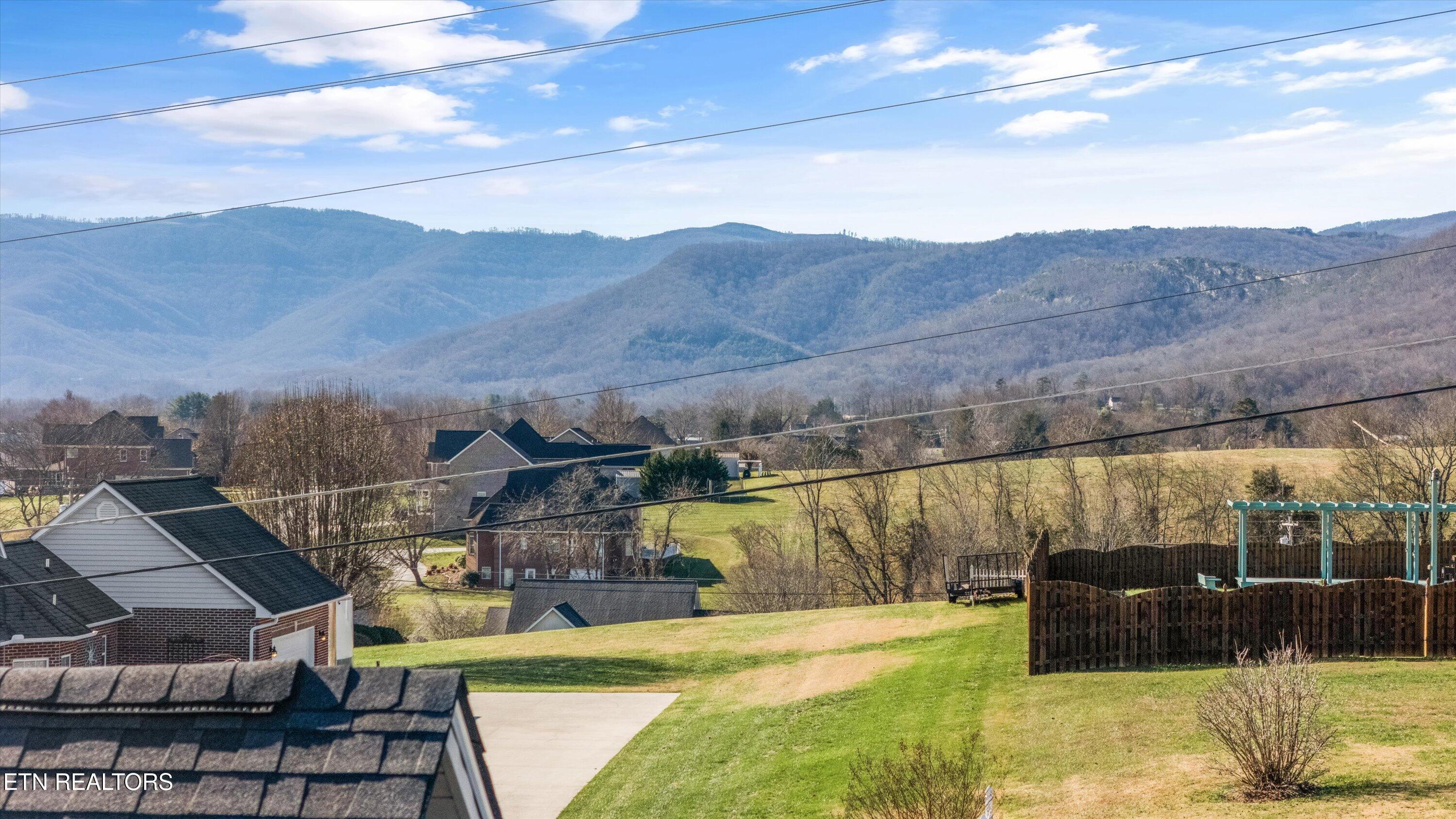 252 Perkins Lane Jacksboro TN 37757