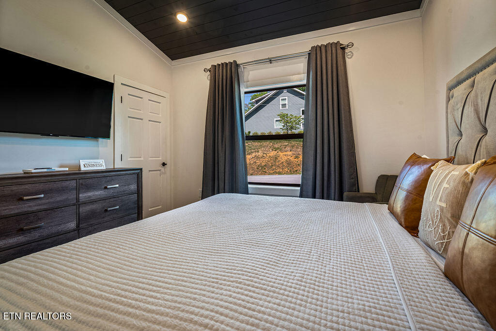 612 Sunset Lane Gatlinburg TN 37738