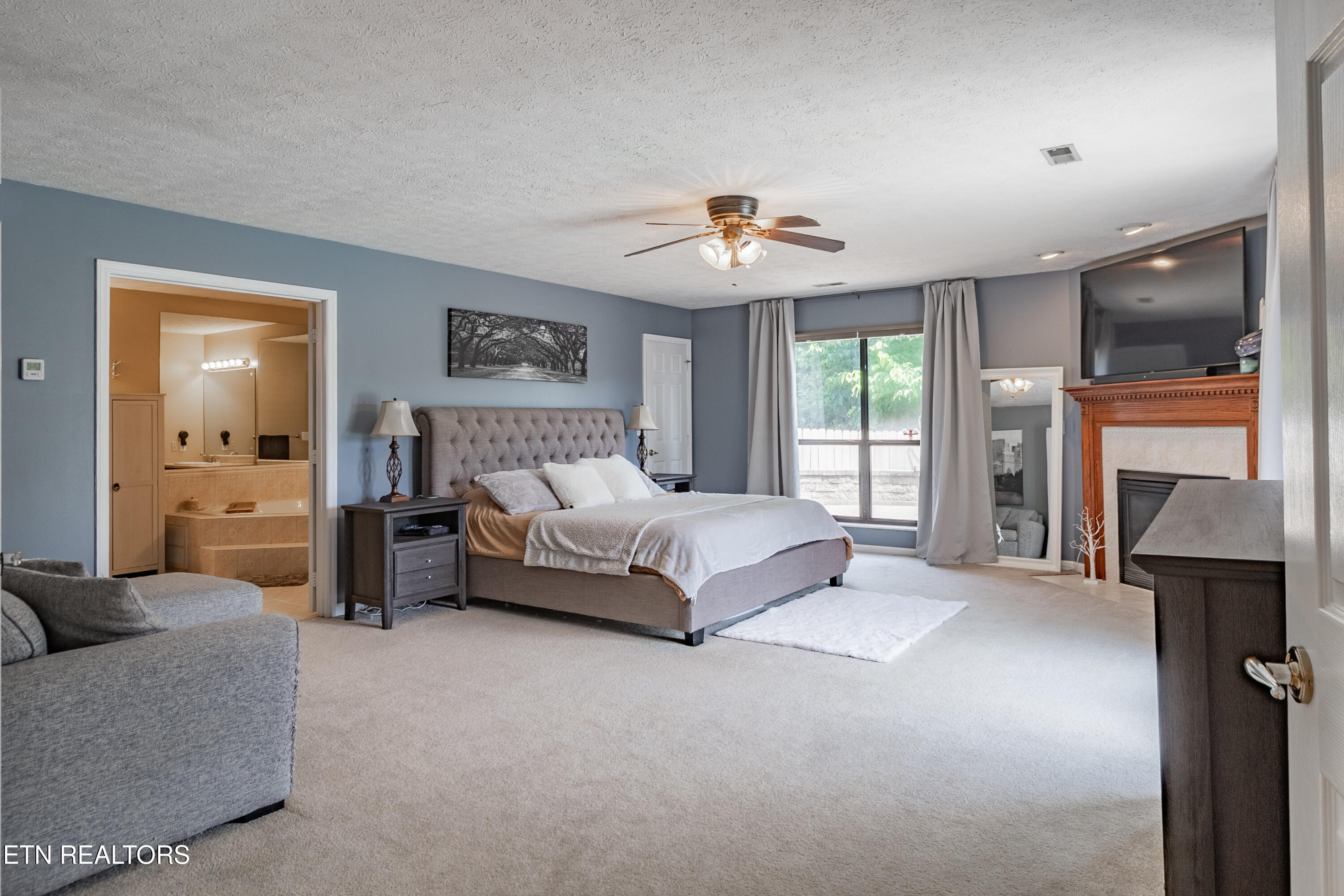 1525 Double D Drive Sevierville TN 37876