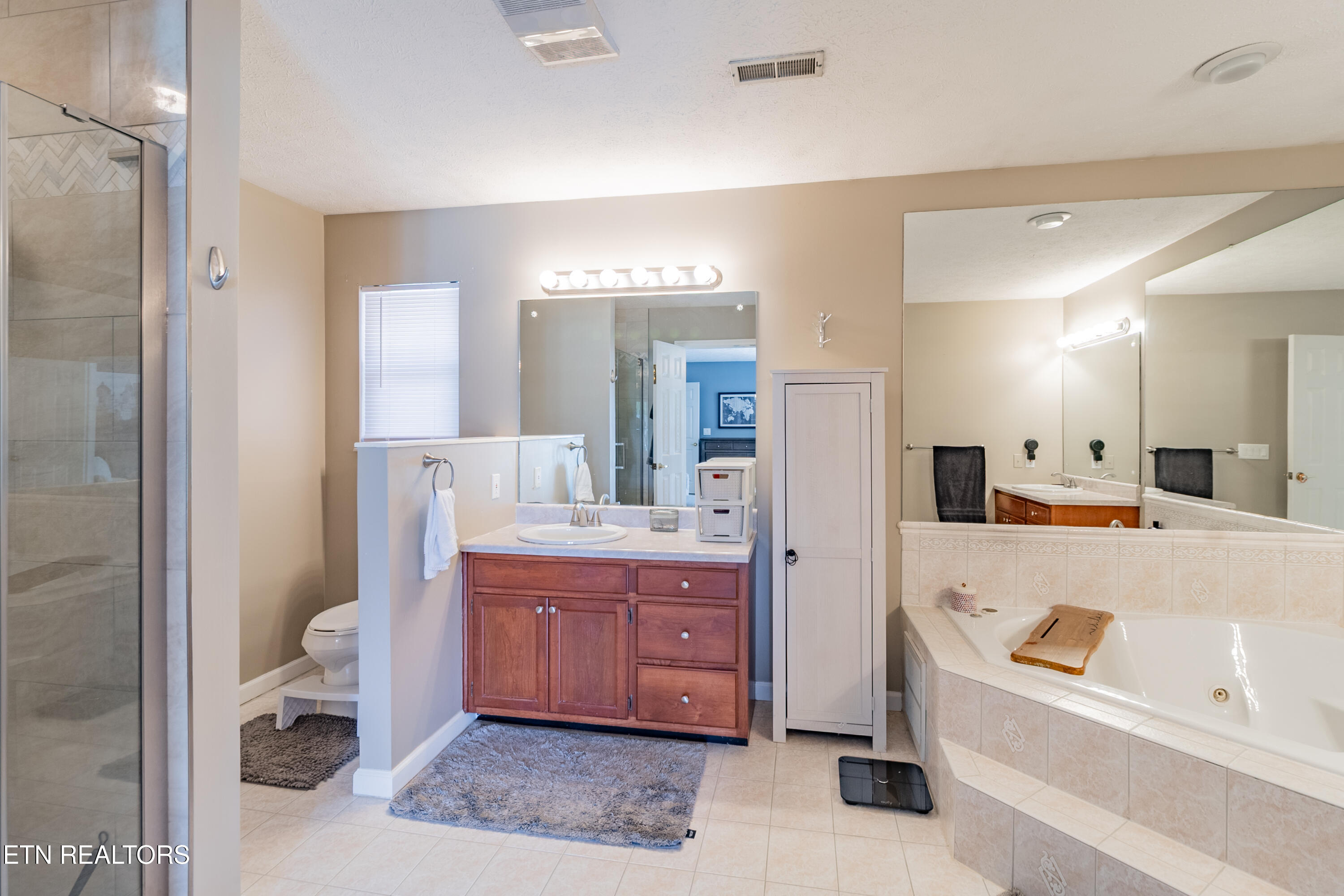 1525 Double D Drive Sevierville TN 37876