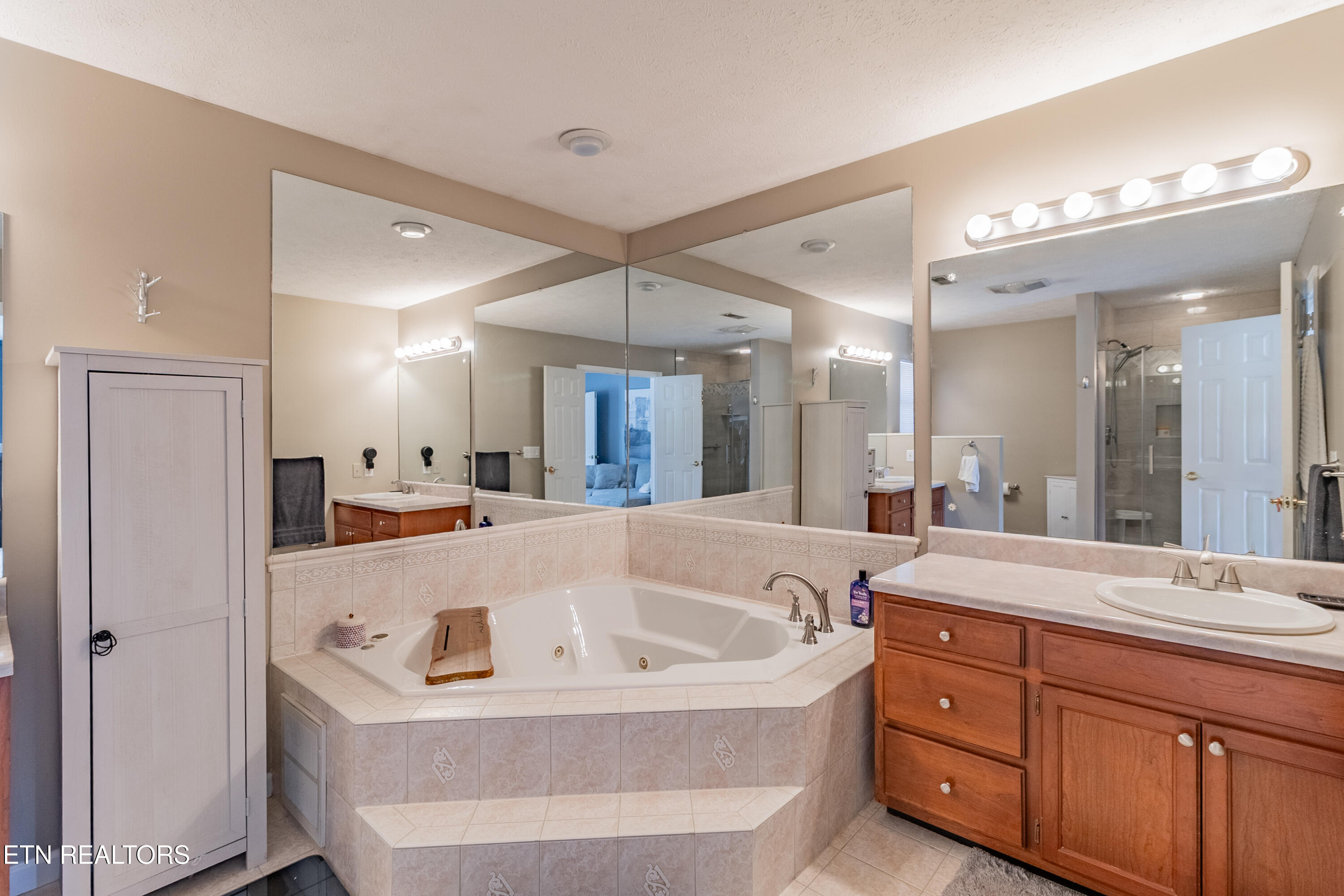 1525 Double D Drive Sevierville TN 37876