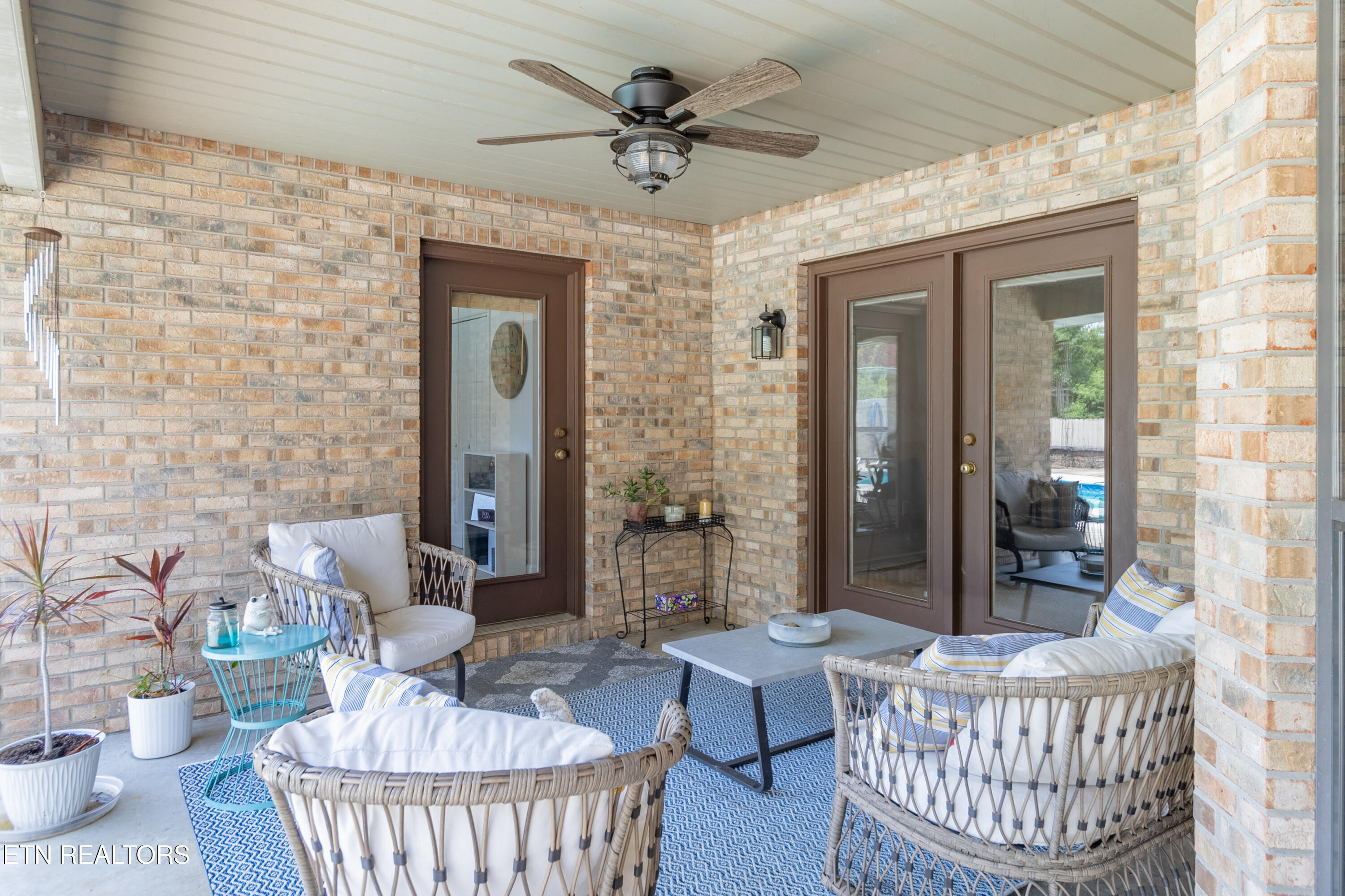 1525 Double D Drive Sevierville TN 37876