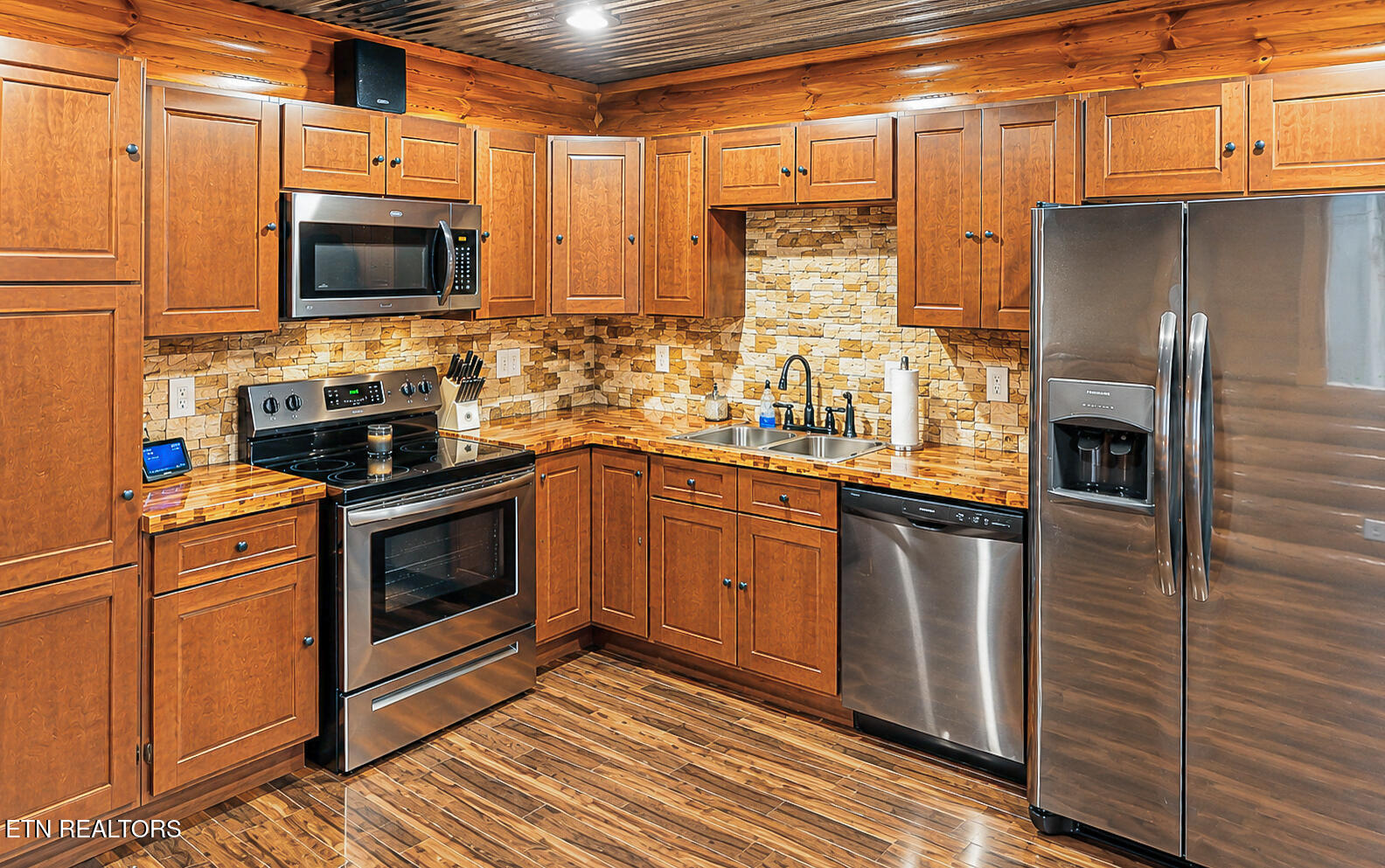 635 Briceville Highway Rocky Top TN 37769