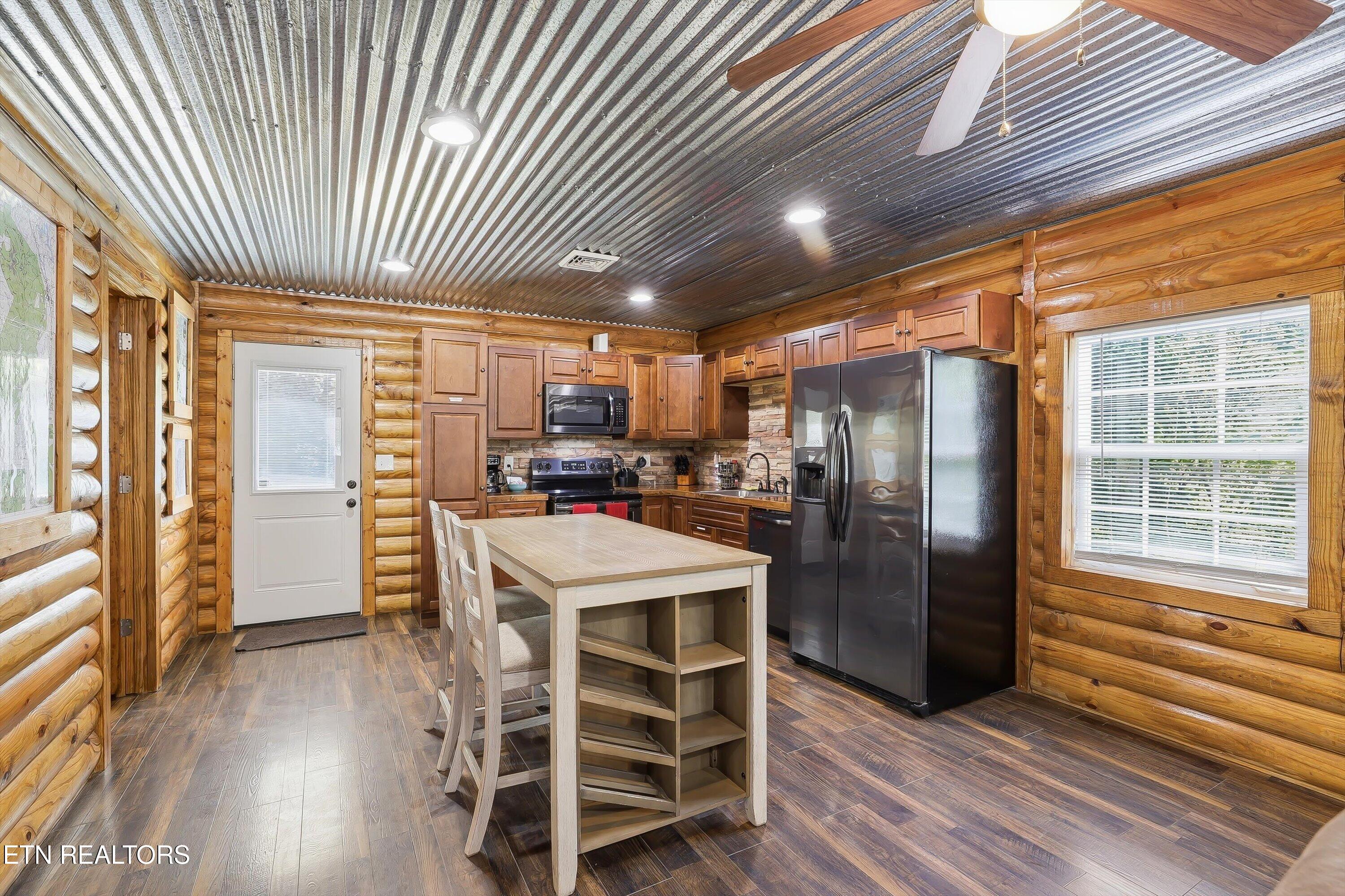 635 Briceville Highway Rocky Top TN 37769