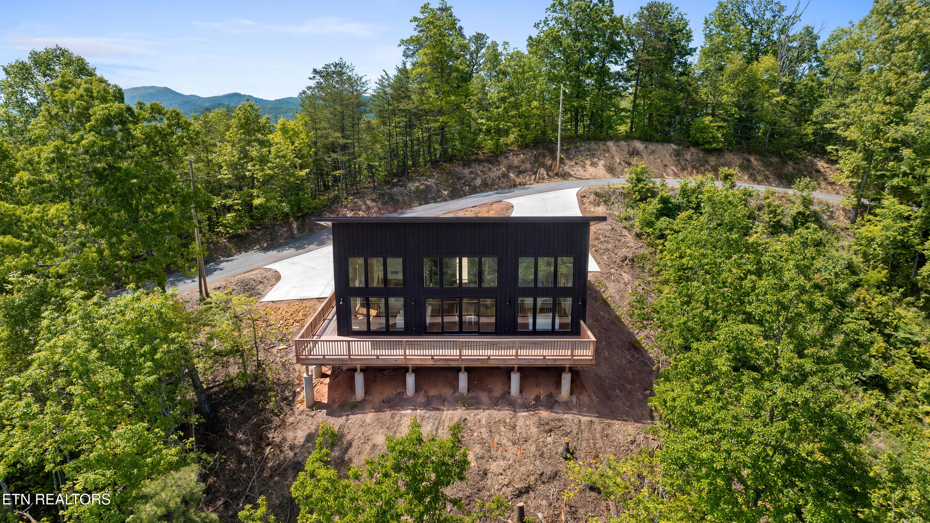 3043 Hatcher Top Road Sevierville TN 37862