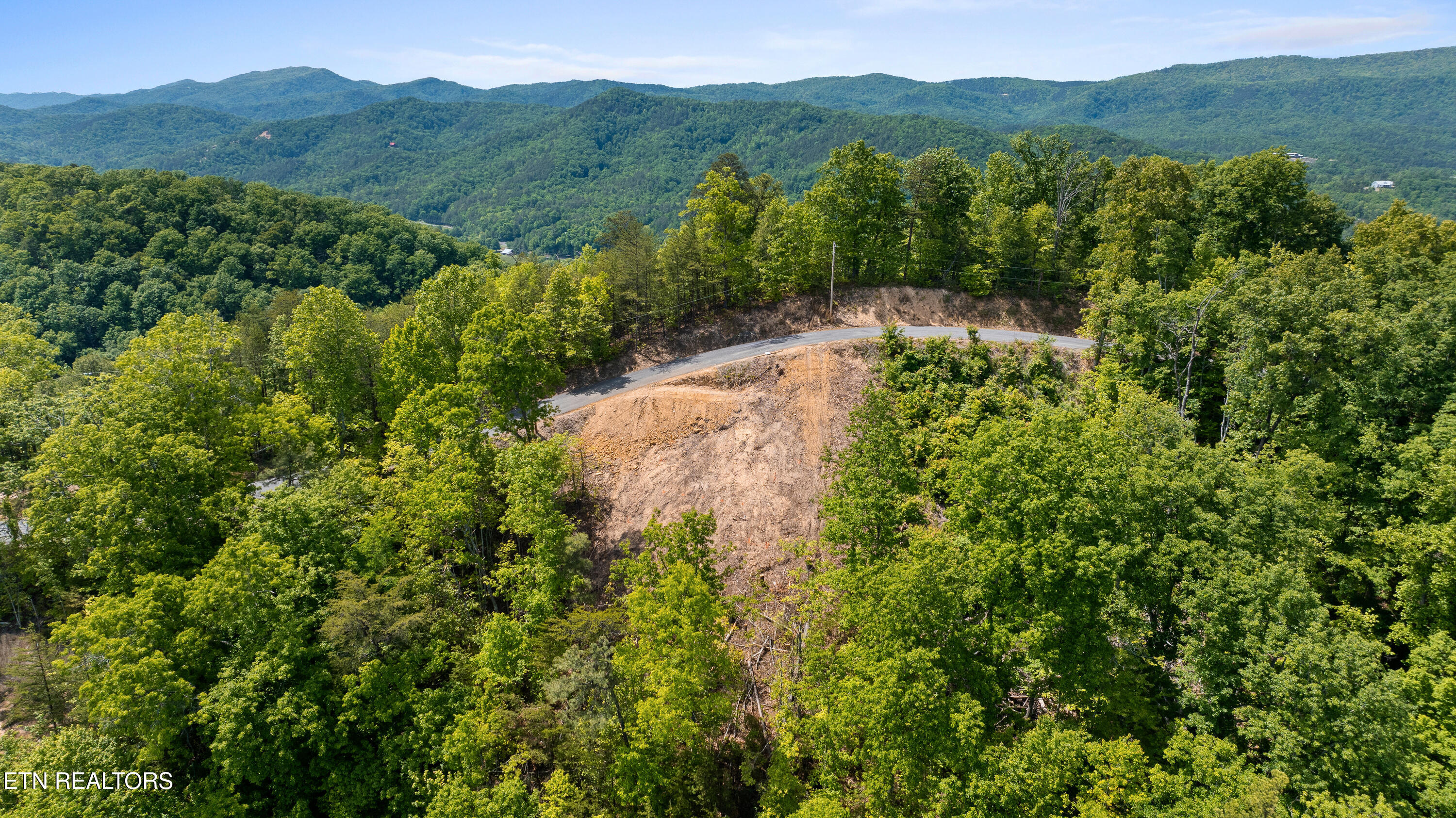 3043 Hatcher Top Road Sevierville TN 37862