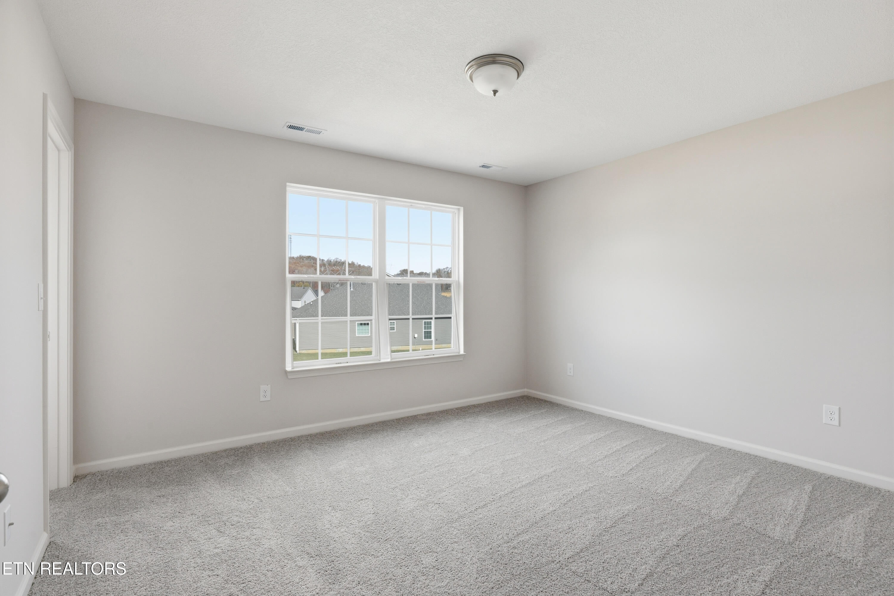 8844 Keenberg Lane Knoxville TN 37931