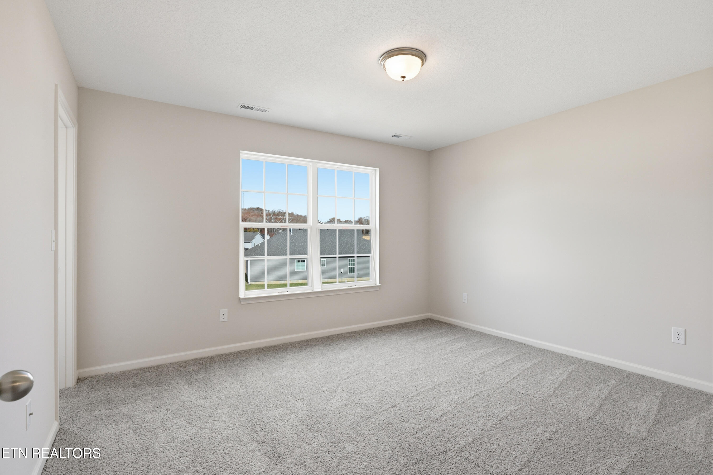 8844 Keenberg Lane Knoxville TN 37931