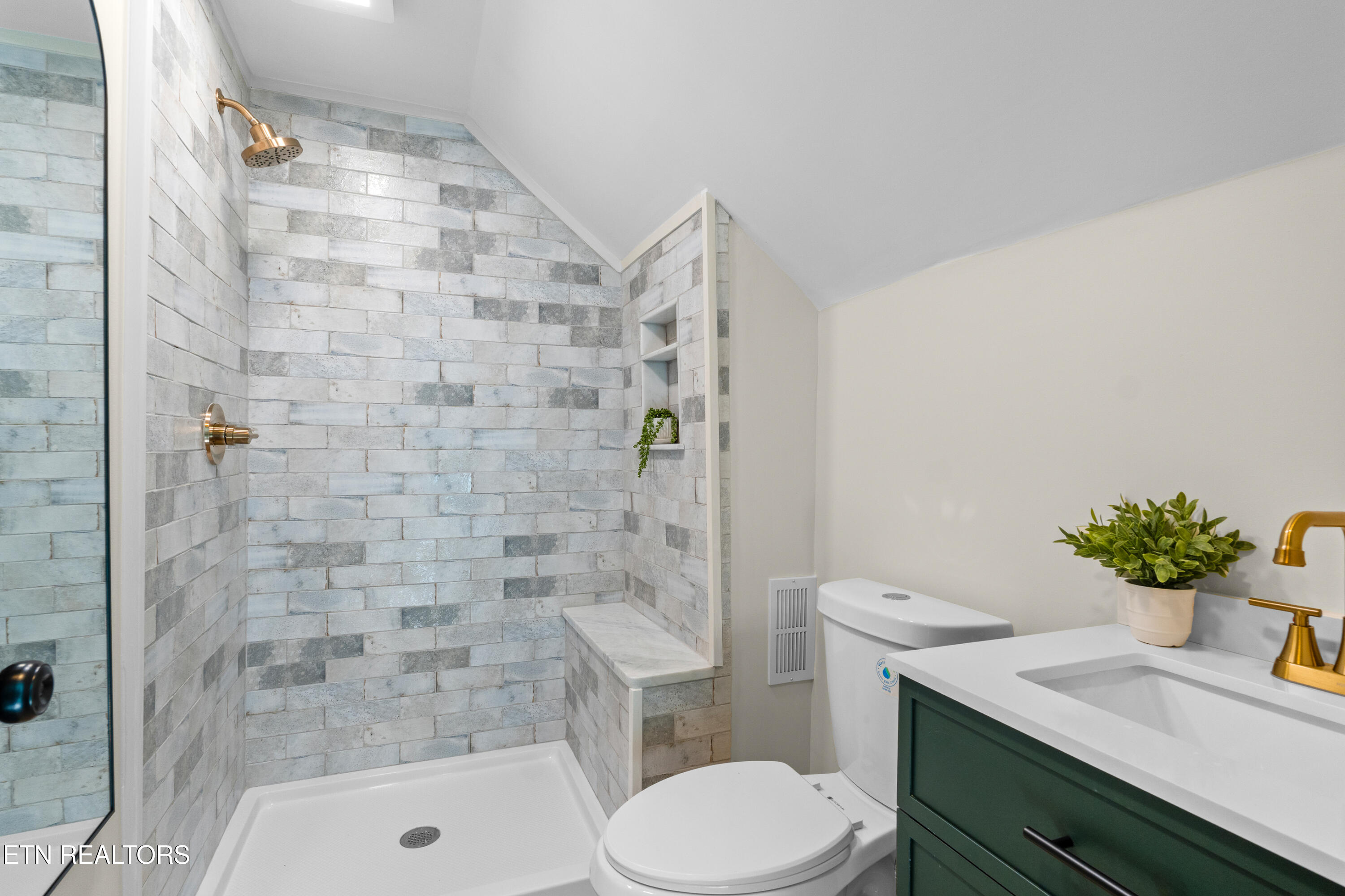 3809 Clover Hill Mill Road Maryville TN 37801