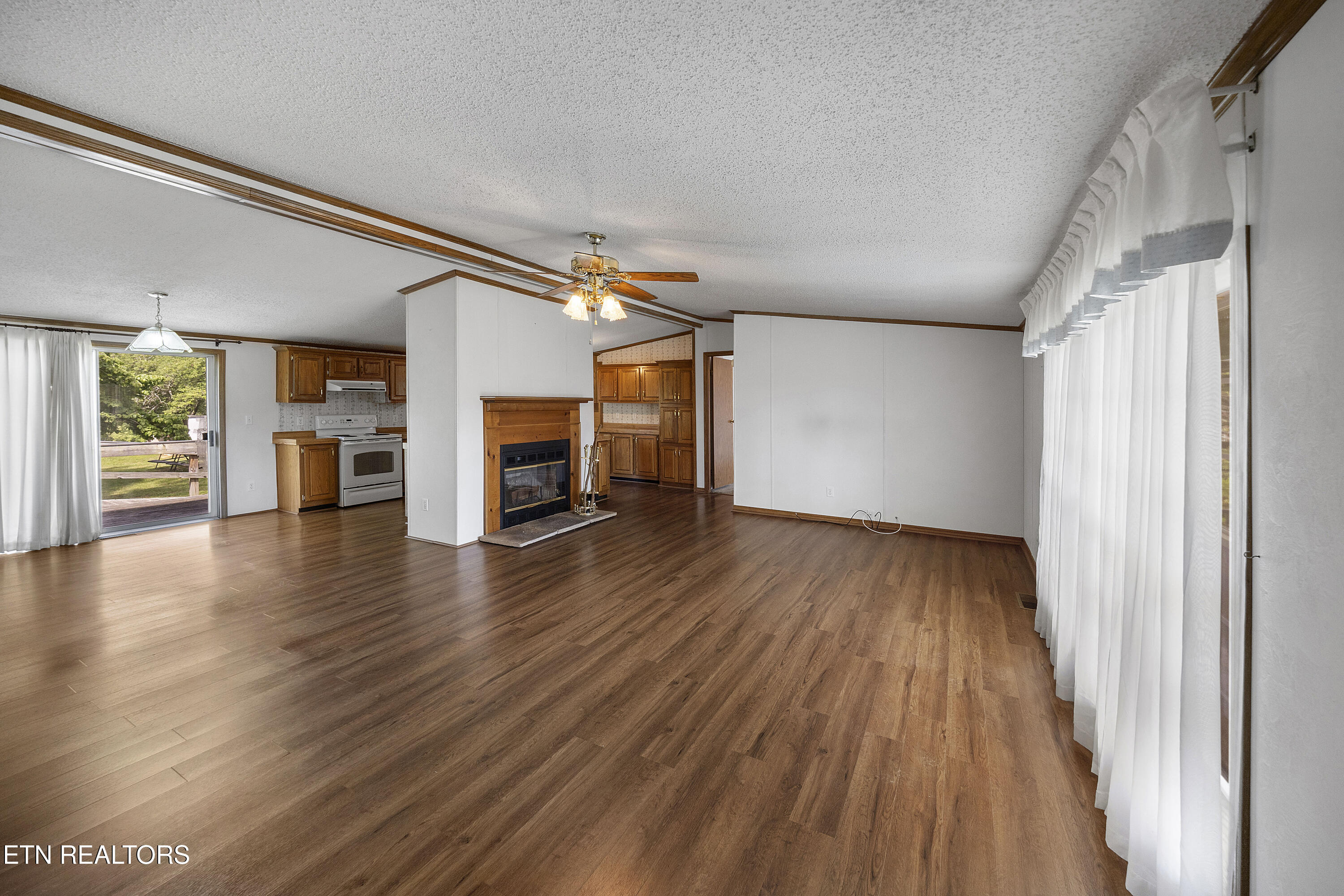 8125 Brickyard Road Powell TN 37849