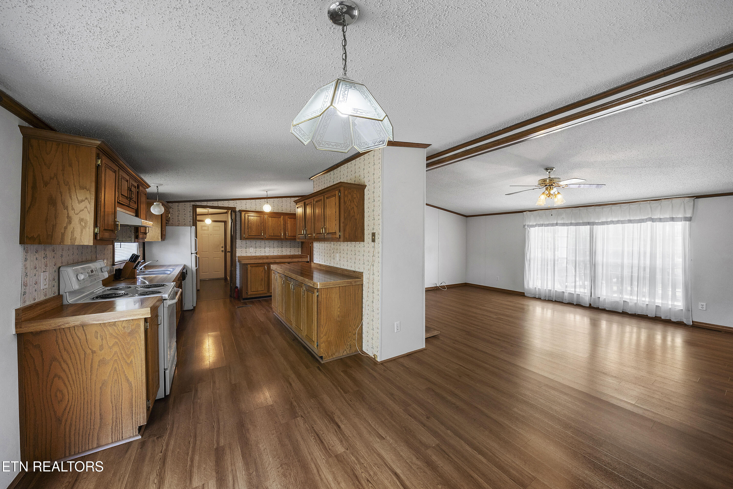 8125 Brickyard Road Powell TN 37849