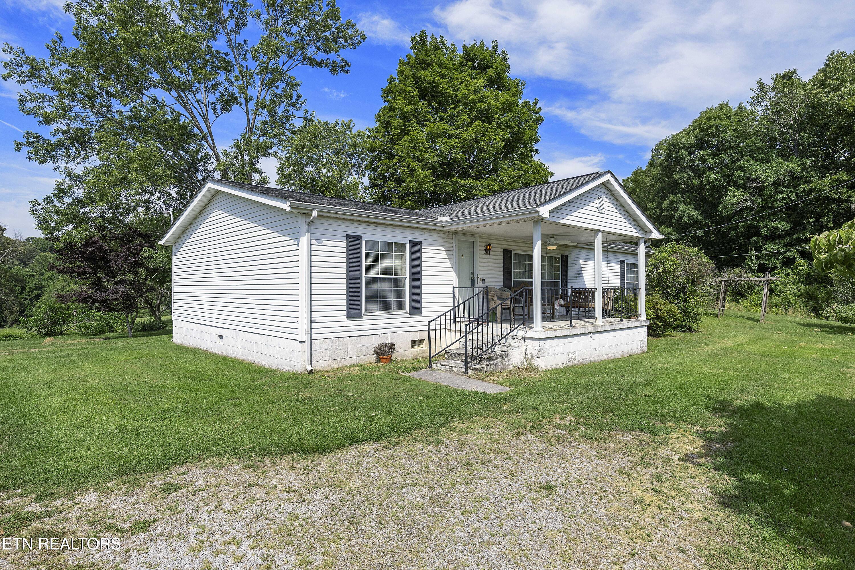 8125 Brickyard Road Powell TN 37849