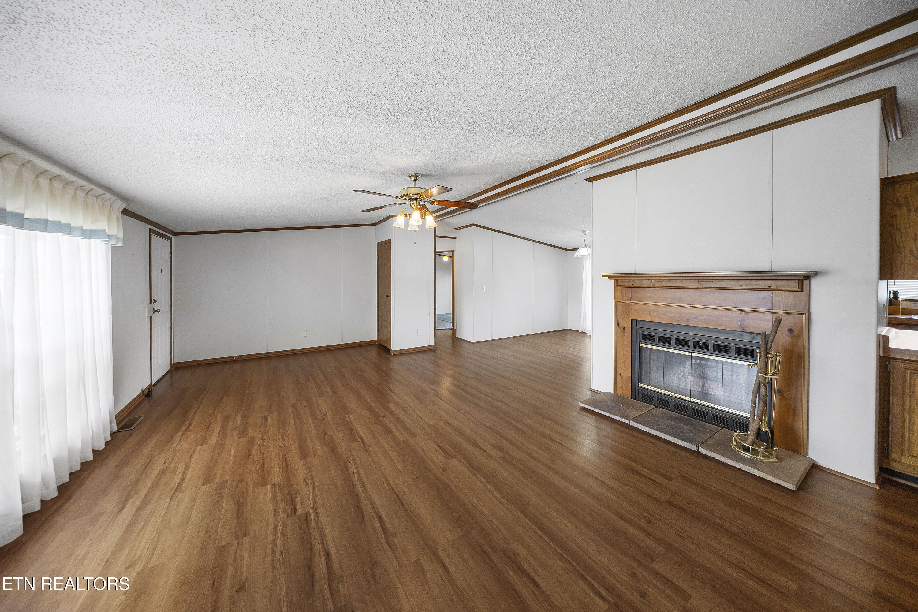 8125 Brickyard Road Powell TN 37849
