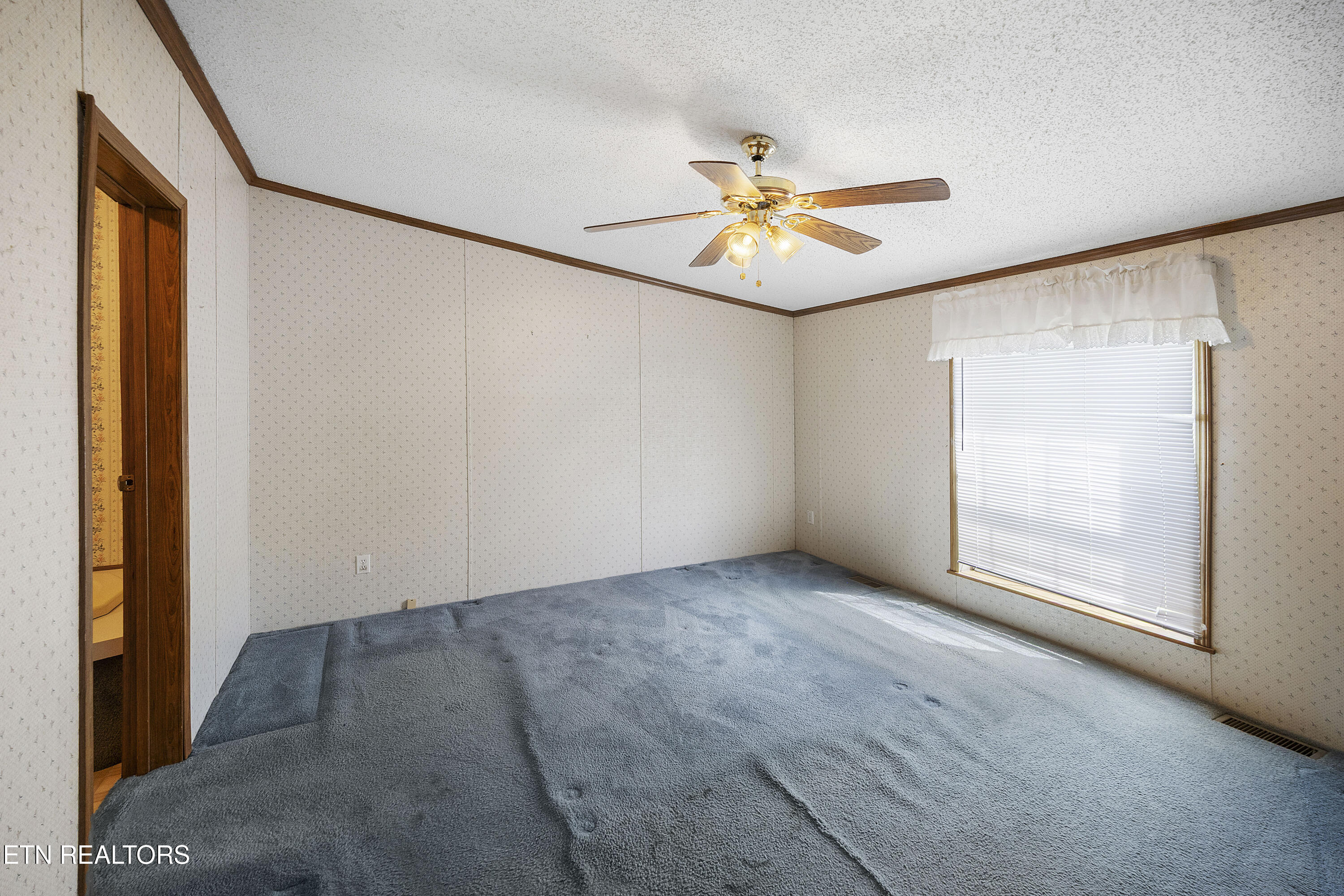 8125 Brickyard Road Powell TN 37849