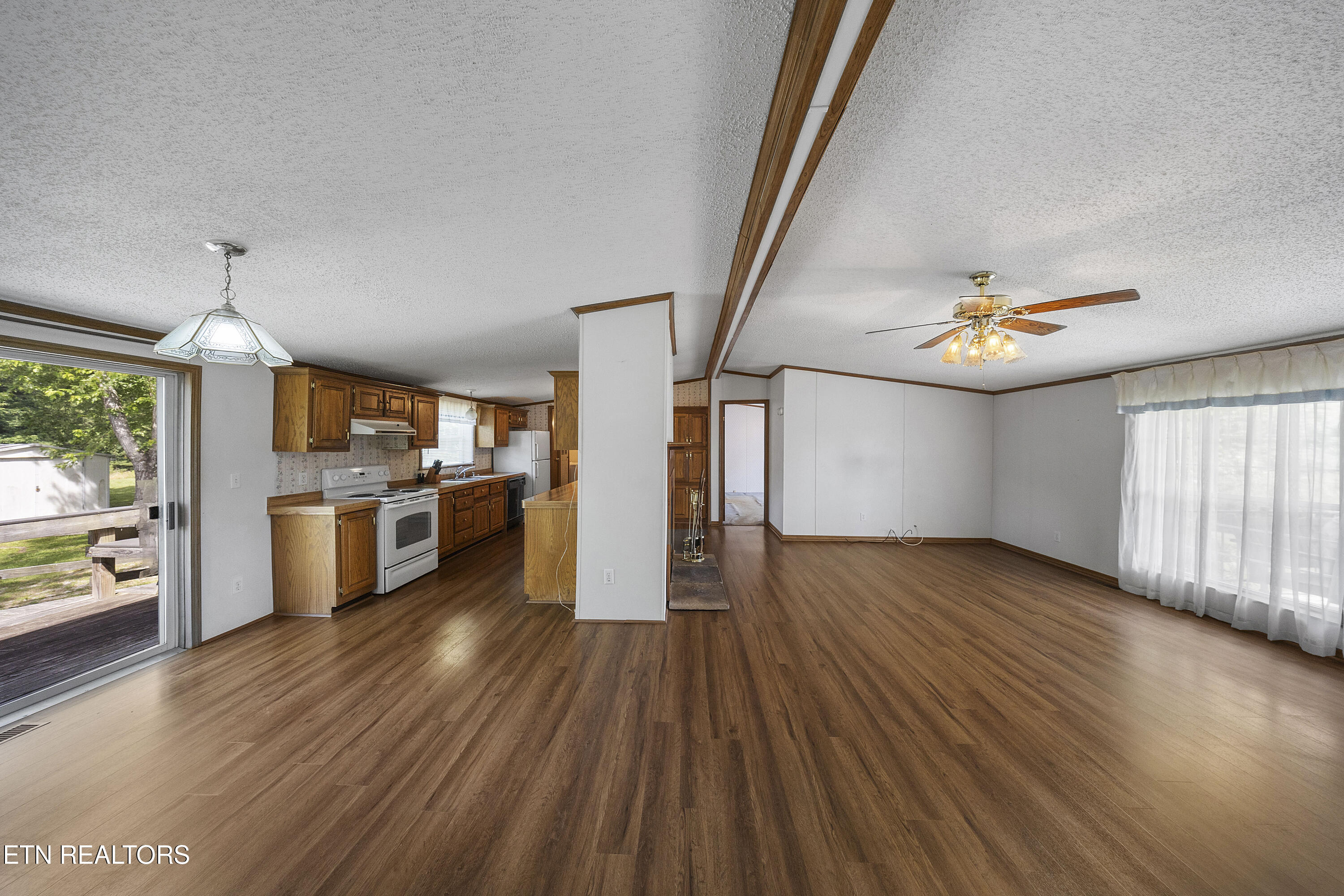 8125 Brickyard Road Powell TN 37849