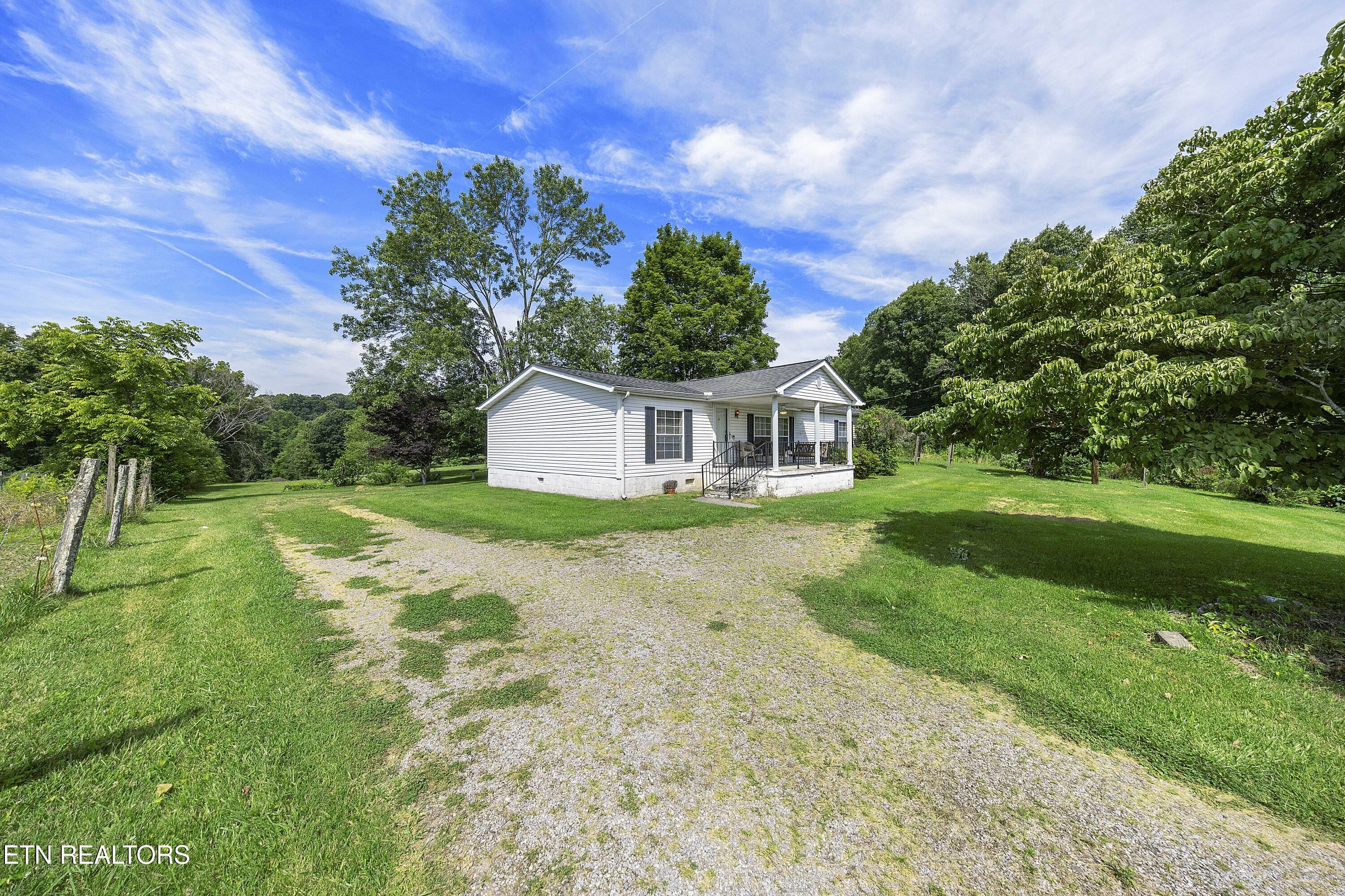 8125 Brickyard Road Powell TN 37849