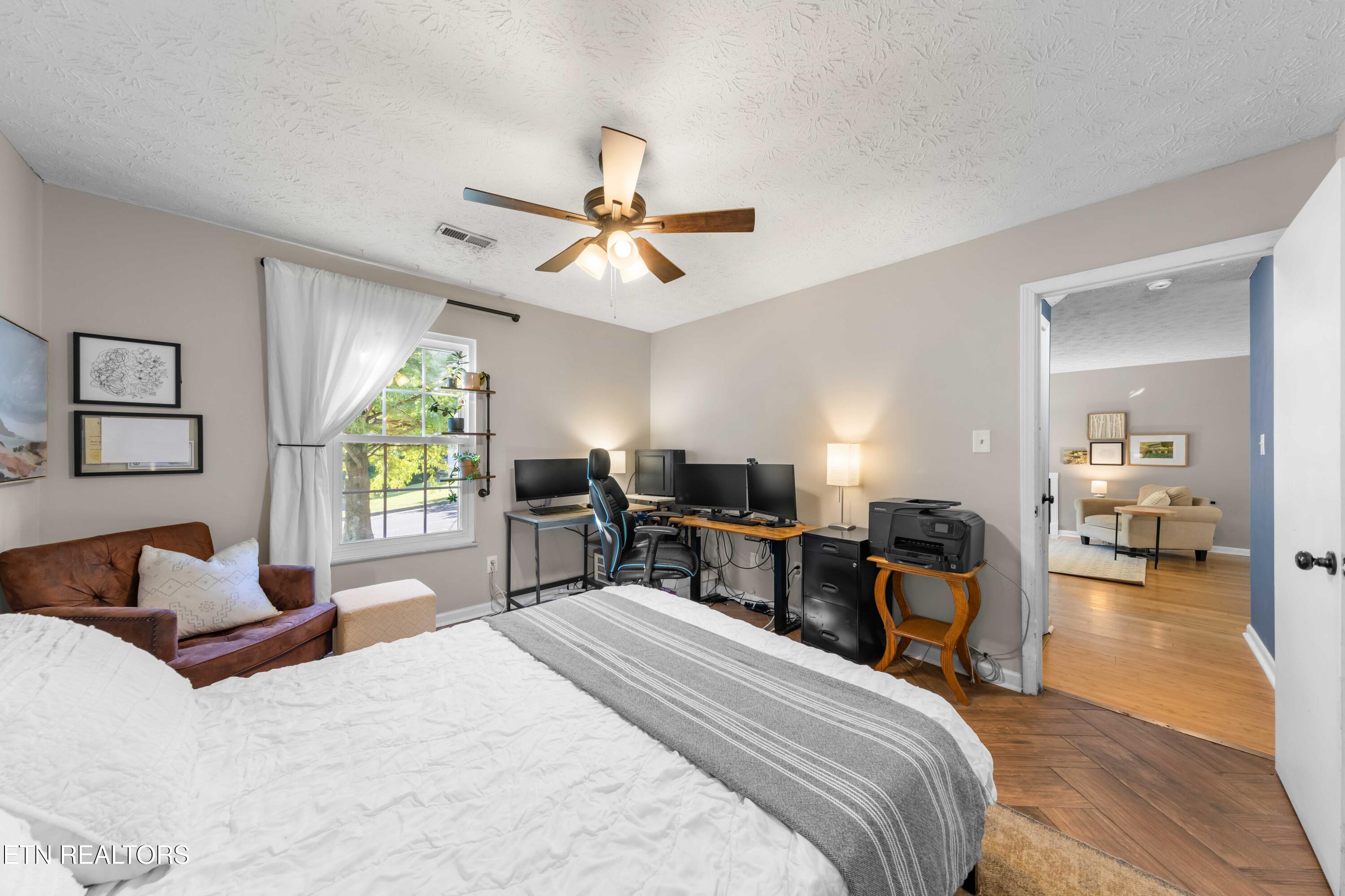 5915 Autumn Oaks Lane Knoxville TN 37921