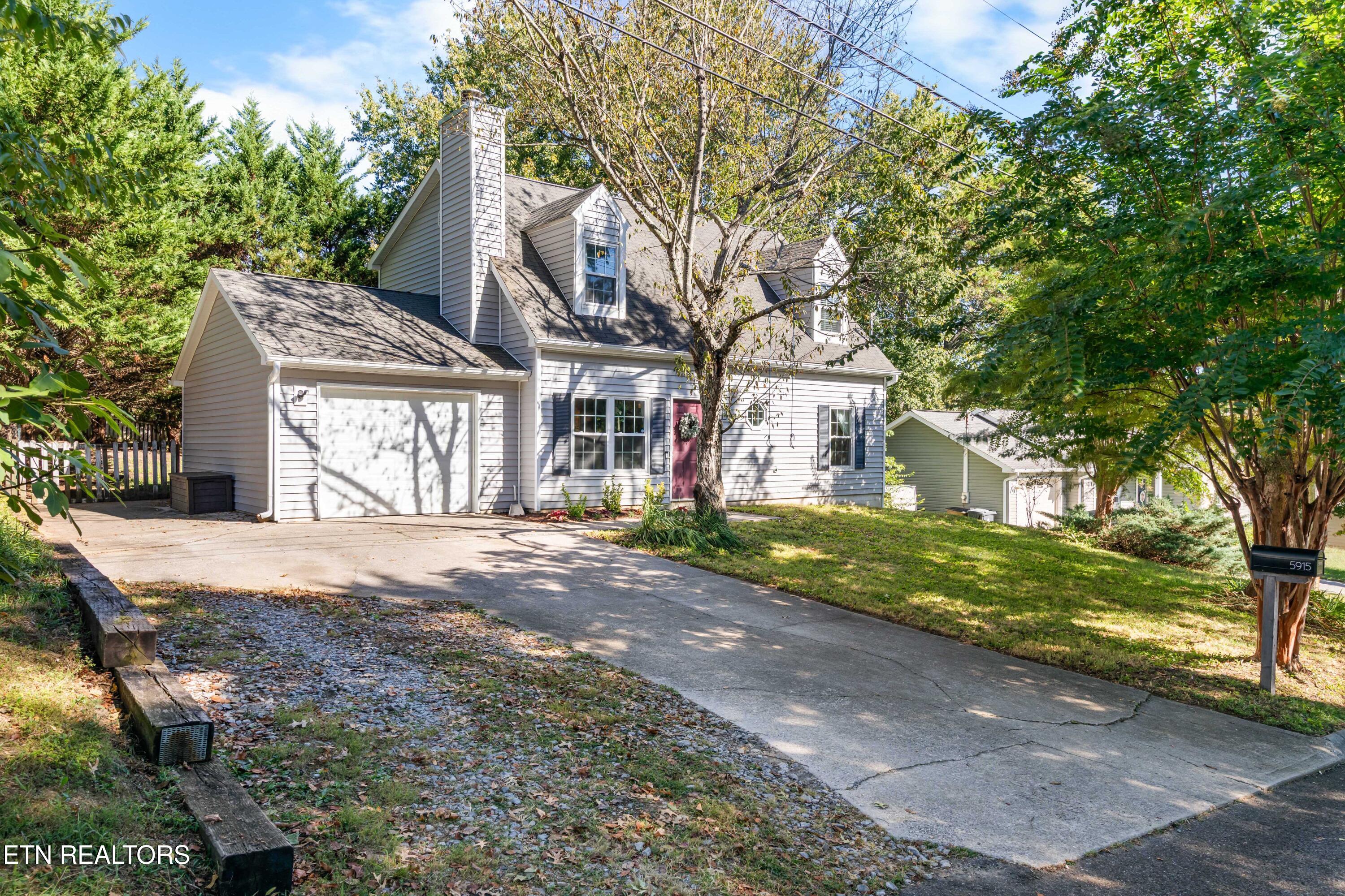 5915 Autumn Oaks Lane Knoxville TN 37921