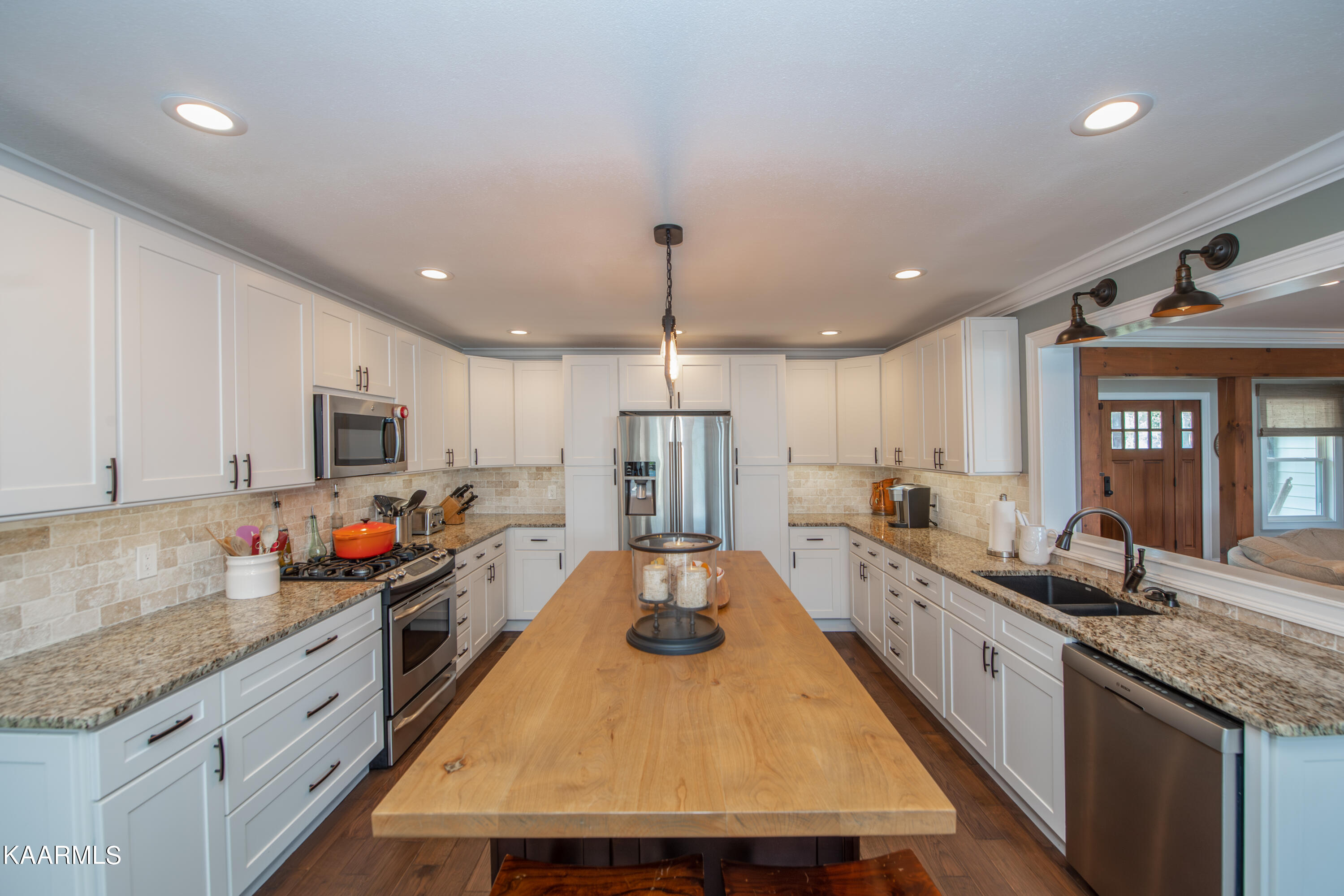 4625 Scenic Point Drive Louisville TN 37777