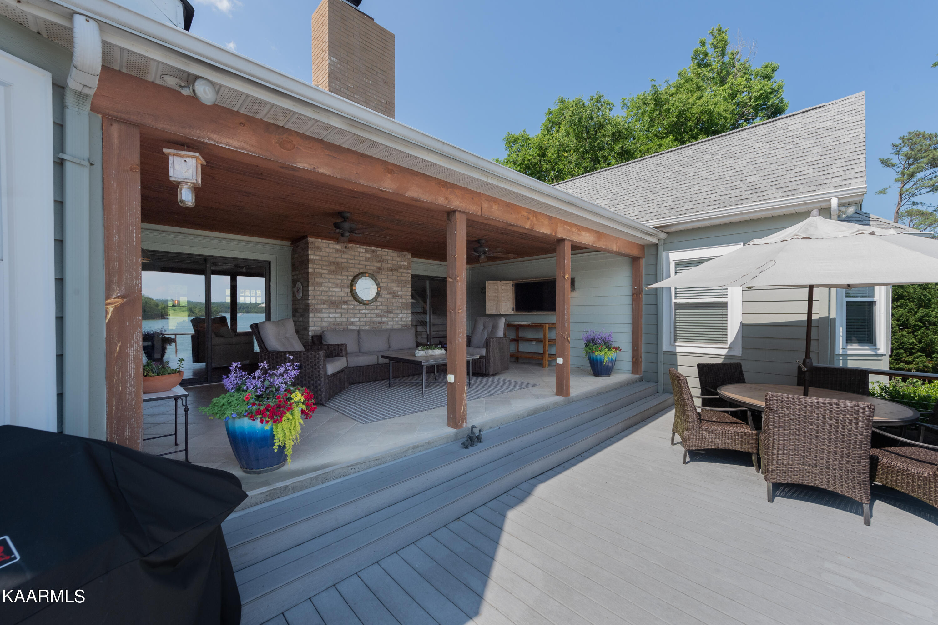 4625 Scenic Point Drive Louisville TN 37777