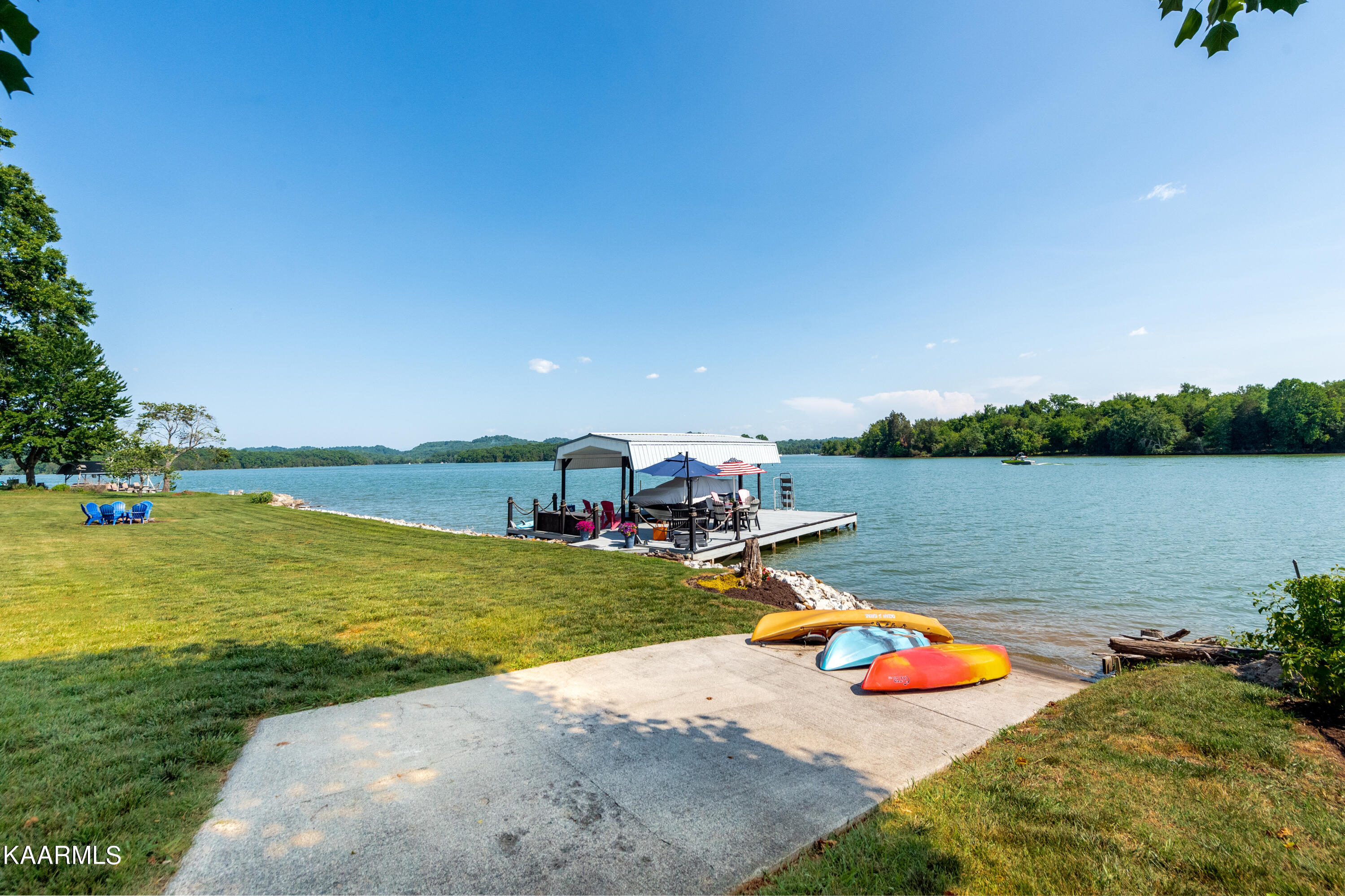 4625 Scenic Point Drive Louisville TN 37777