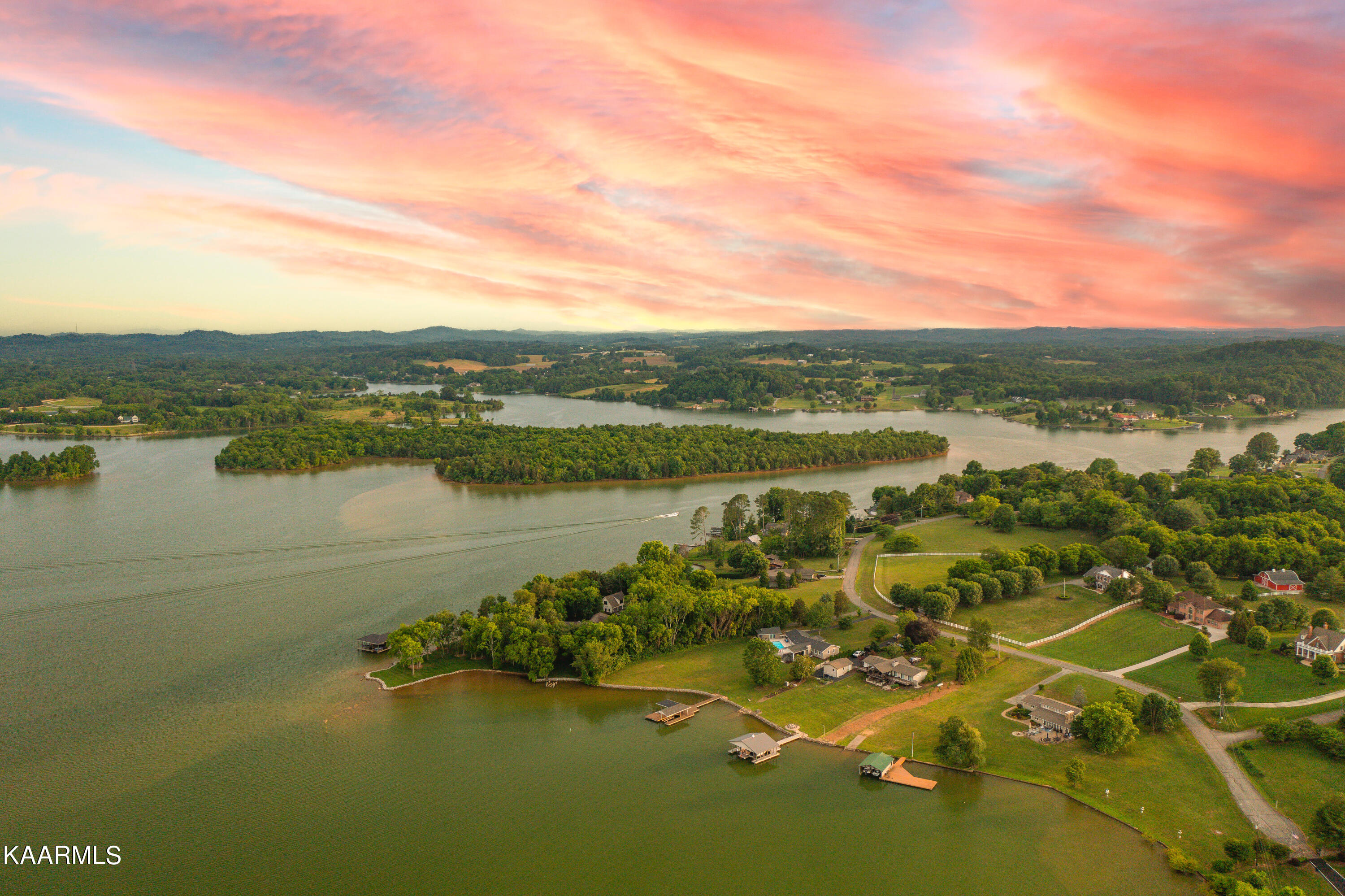 4625 Scenic Point Drive Louisville TN 37777