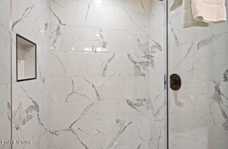 315 Brown Wren Way Gatlinburg TN 37738