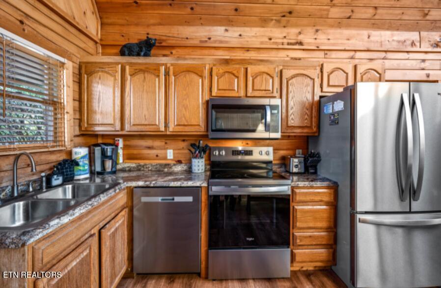 315 Brown Wren Way Gatlinburg TN 37738