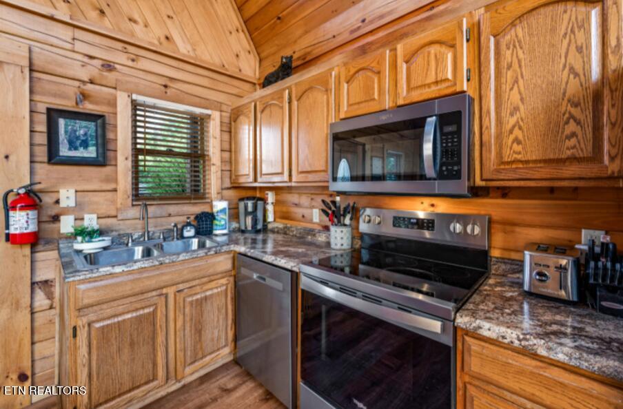 315 Brown Wren Way Gatlinburg TN 37738