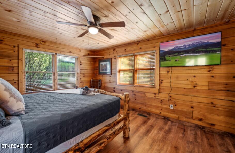 315 Brown Wren Way Gatlinburg TN 37738