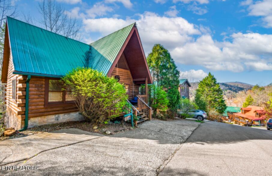 315 Brown Wren Way Gatlinburg TN 37738