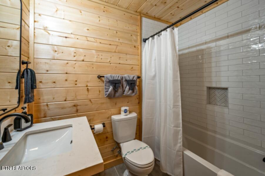 315 Brown Wren Way Gatlinburg TN 37738