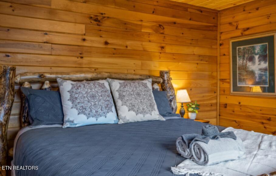 315 Brown Wren Way Gatlinburg TN 37738