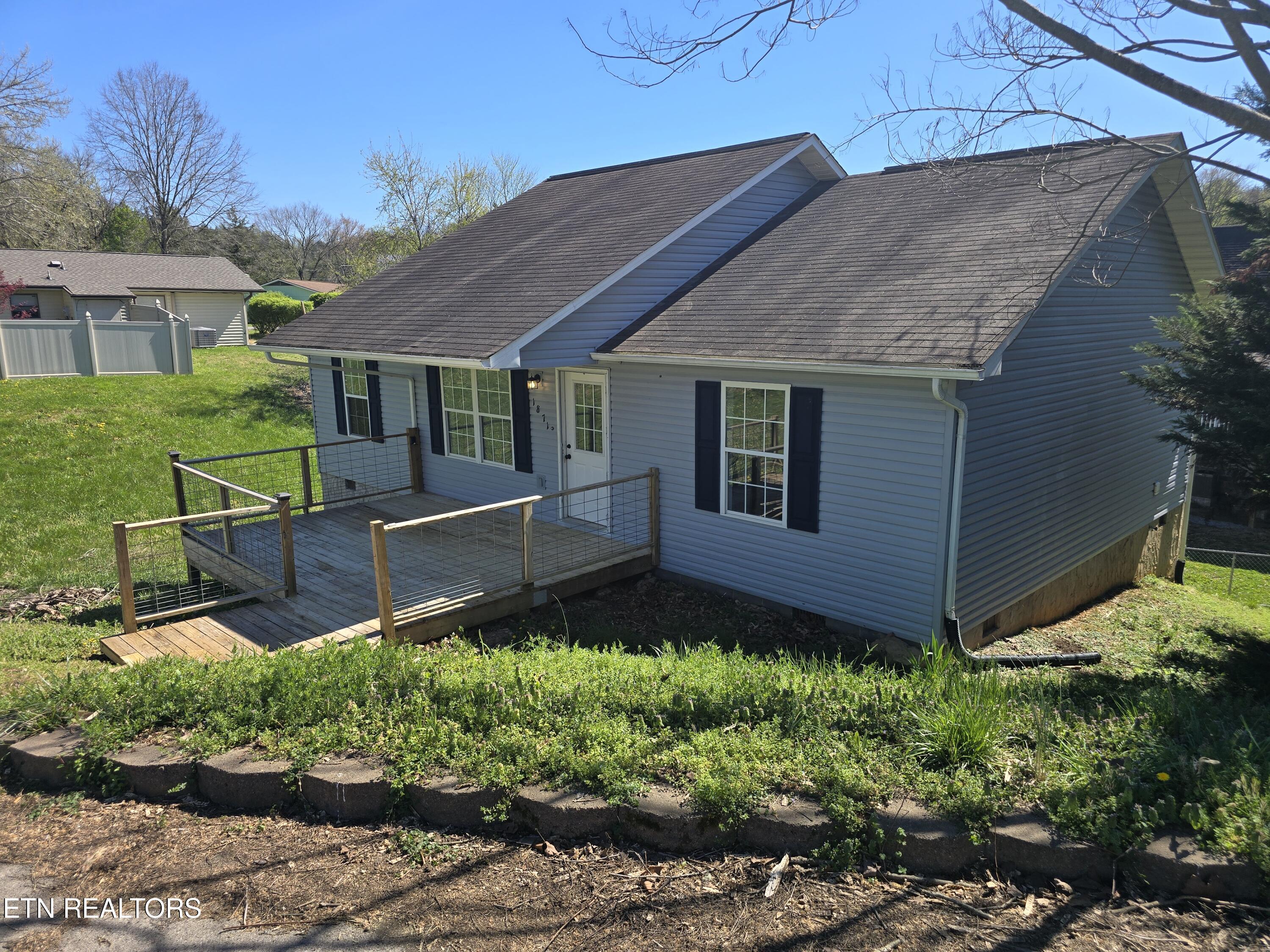 1871 Allensville Sevierville TN 37876