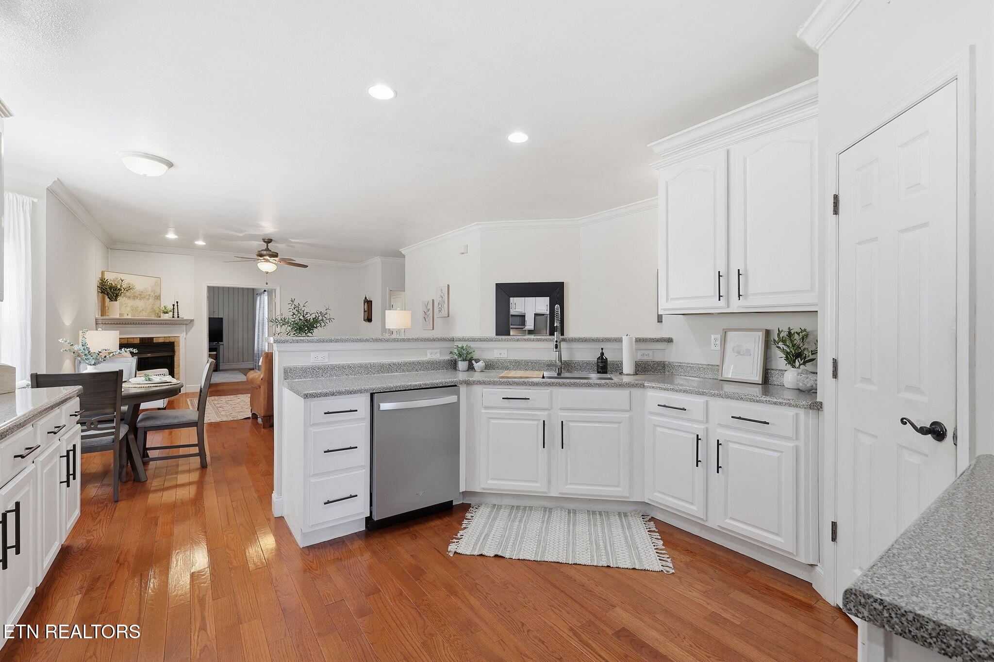 315 Willowcreek Boulevard Sweetwater TN 37874